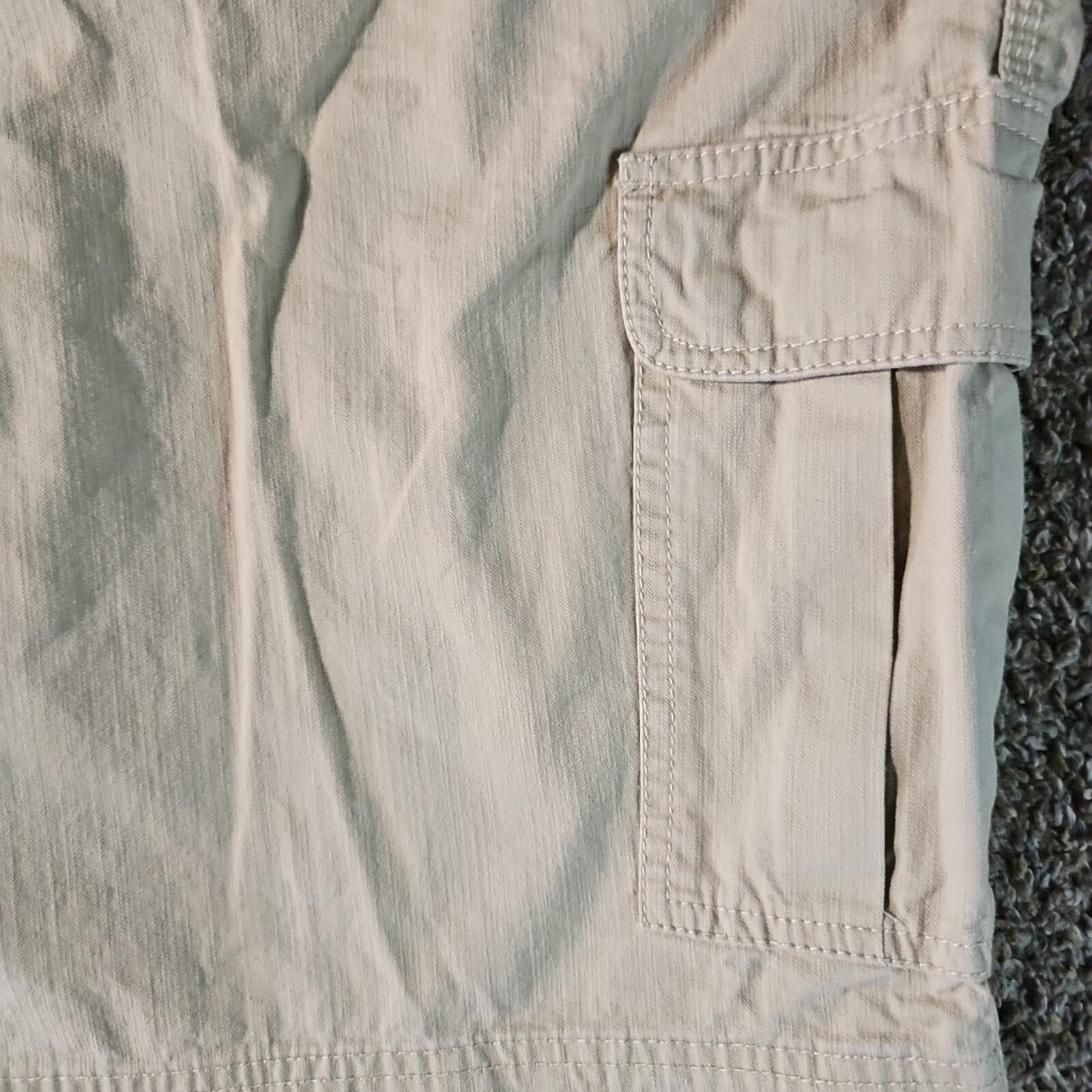 Dockers Dockers Sz 38 Thick Heavy Loose Fit Cargo Shorts Size US 38 / EU 54 - 2 Thumbnail