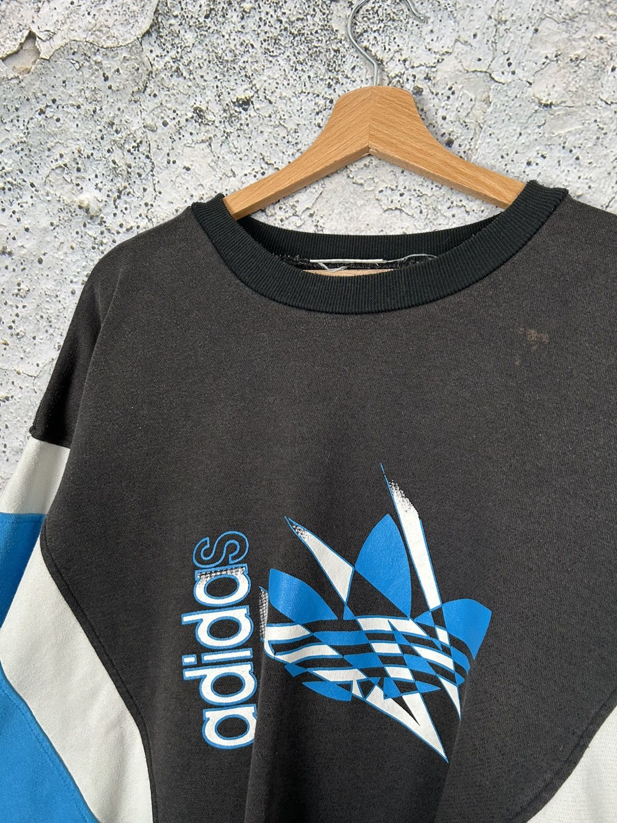 Adidas Vintage Adidas 90s Crewneck Boxy Baggy Archival Sport Size US XL / EU 56 / 4 - 3 Thumbnail