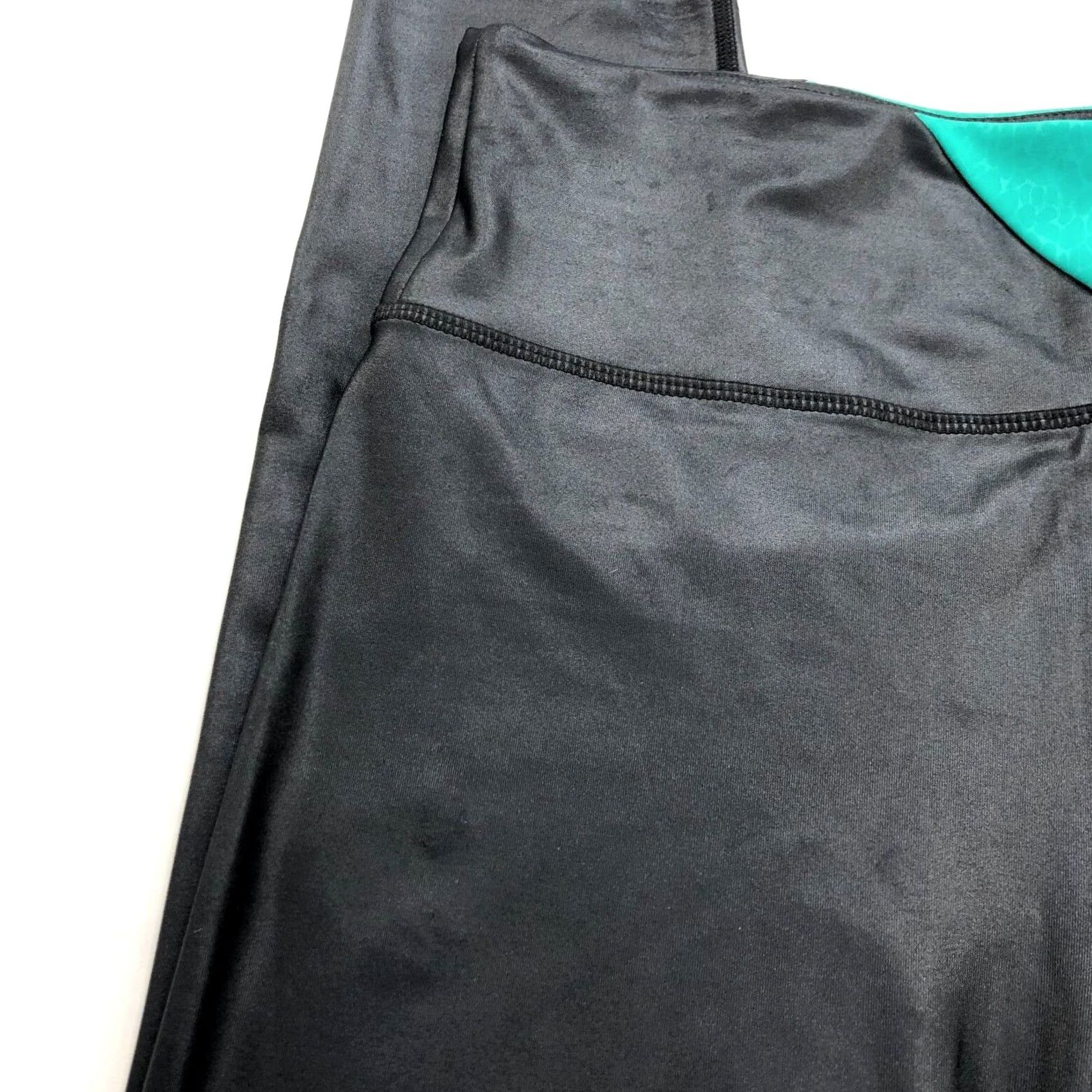 Vintage Zyia Active Leggings Black Green 8-10 28W 25L Athleisure Women S High Rise Ankle Solid 25 in Inseam Size 28" / US 6 / IT 42 - 4 Thumbnail