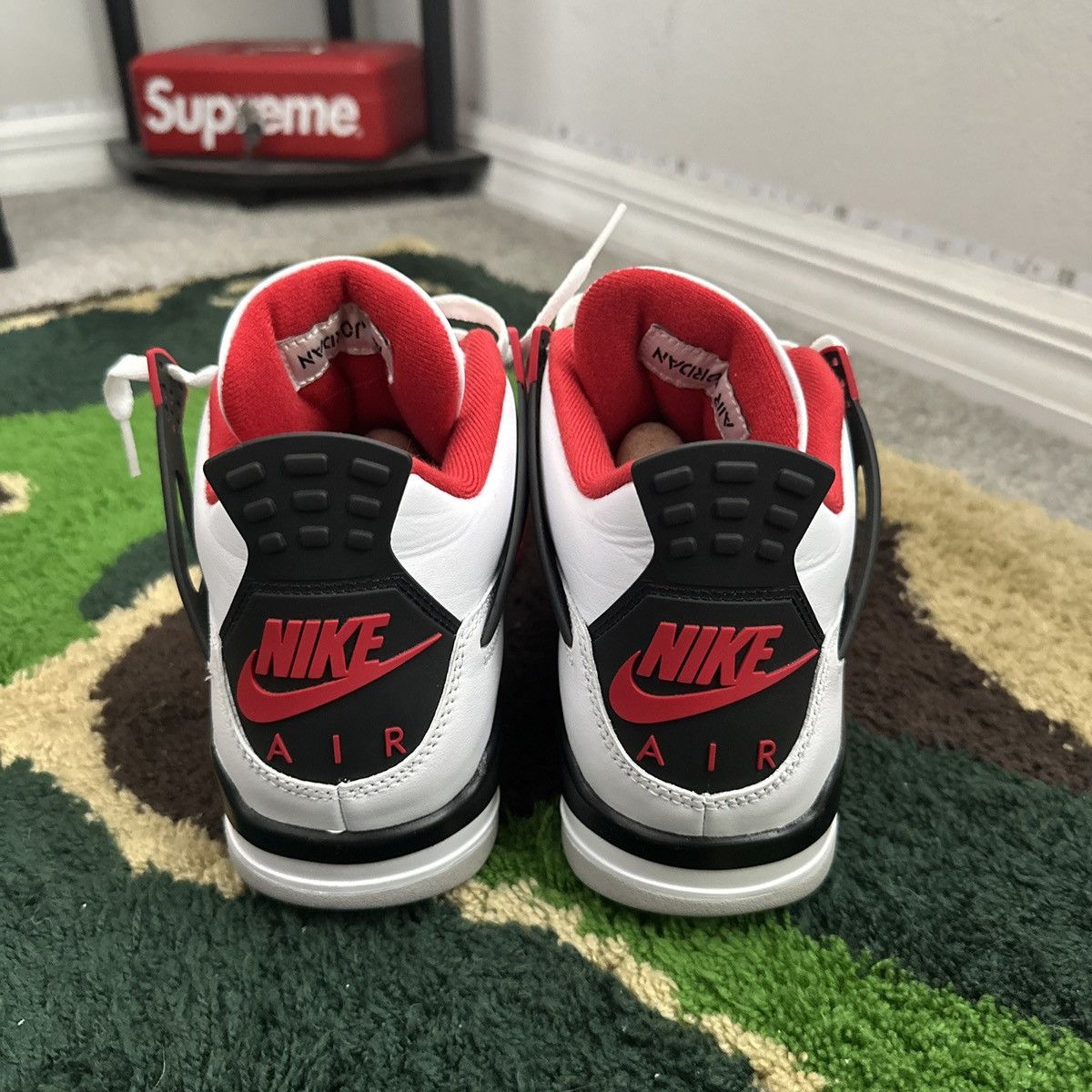 Jordan Brand Jordan Fire Red Fours Size US 8.5 / EU 41-42 - 4 Thumbnail