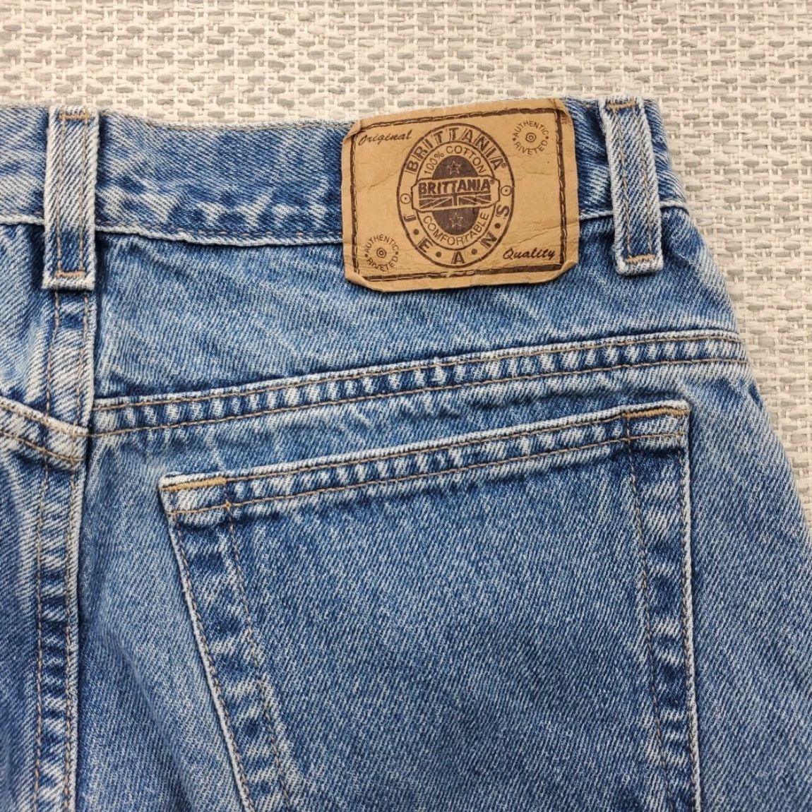 Denime VINTAGE Brittania Denim Jeans Pants Mens 29x32 Blue 90s 80s Relaxed Fit Jeans Pants Mens Blue Denim 1990s Brittania New Wave Casual Size US 29 - 6 Thumbnail