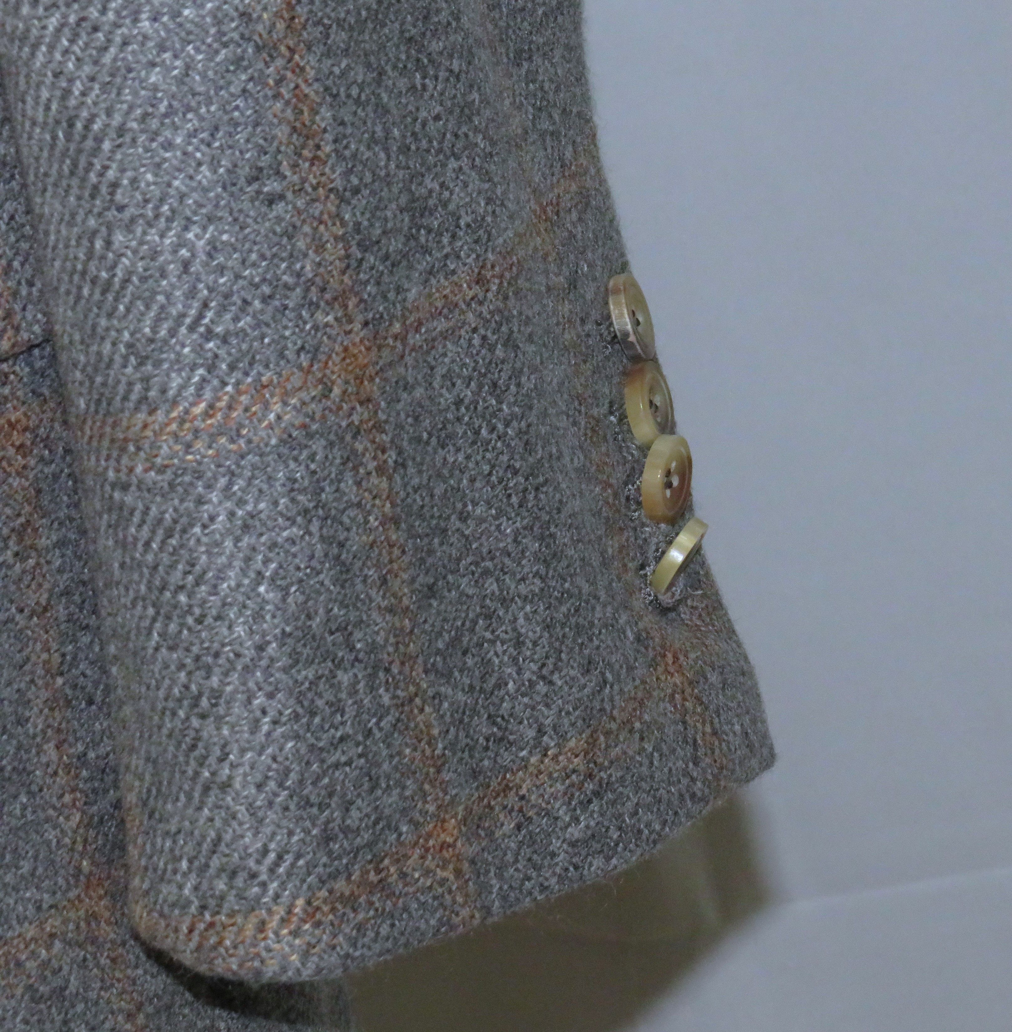 Kiton Gray Windowpane Cashmere Two Button Sport Coat 46L NWT $9300 Size 46L - 8 Thumbnail
