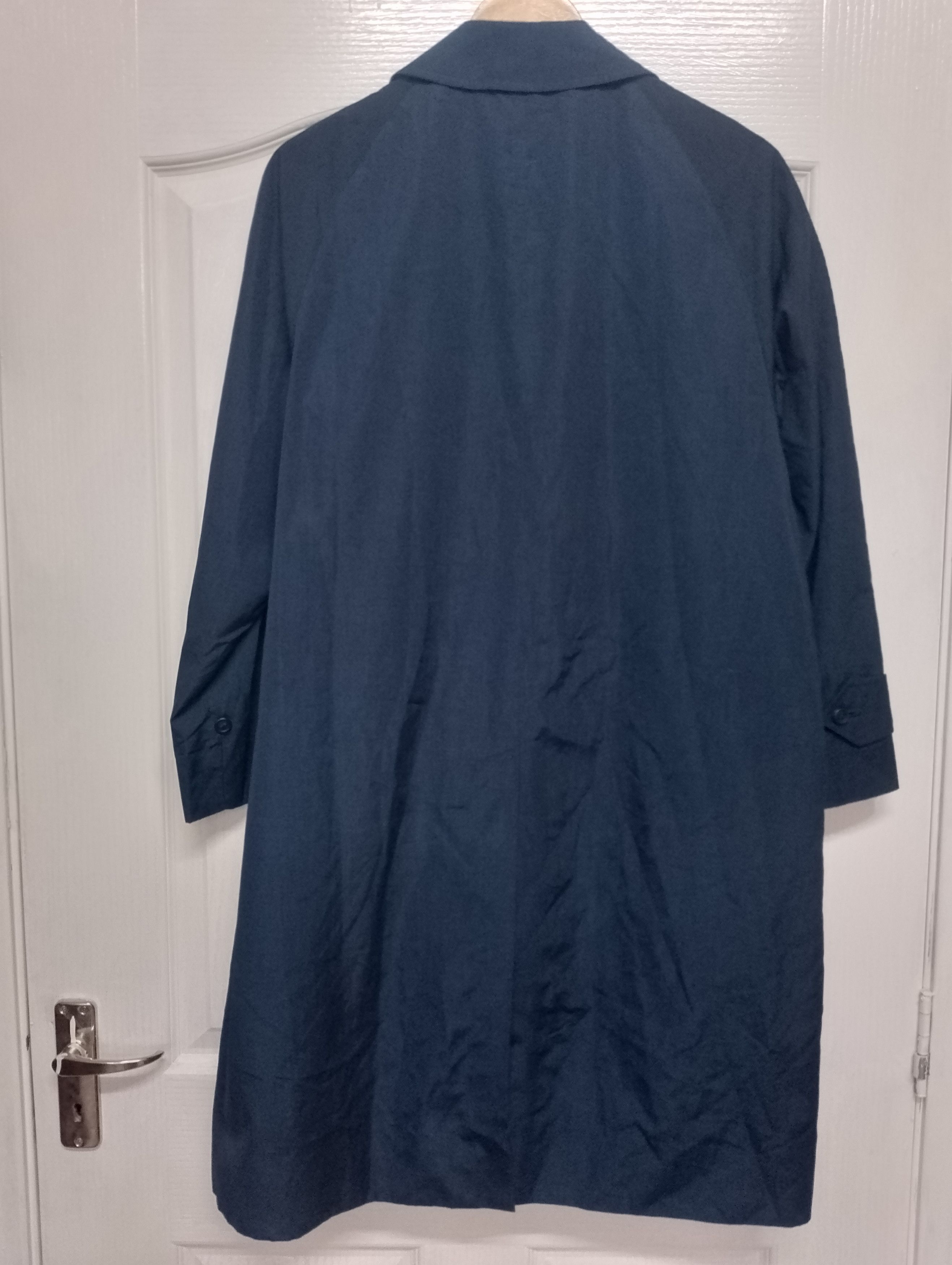 Burberry Vintage Burberrys Trechcoat Navy Blue Size US XL / EU 56 / 4 - 4 Thumbnail