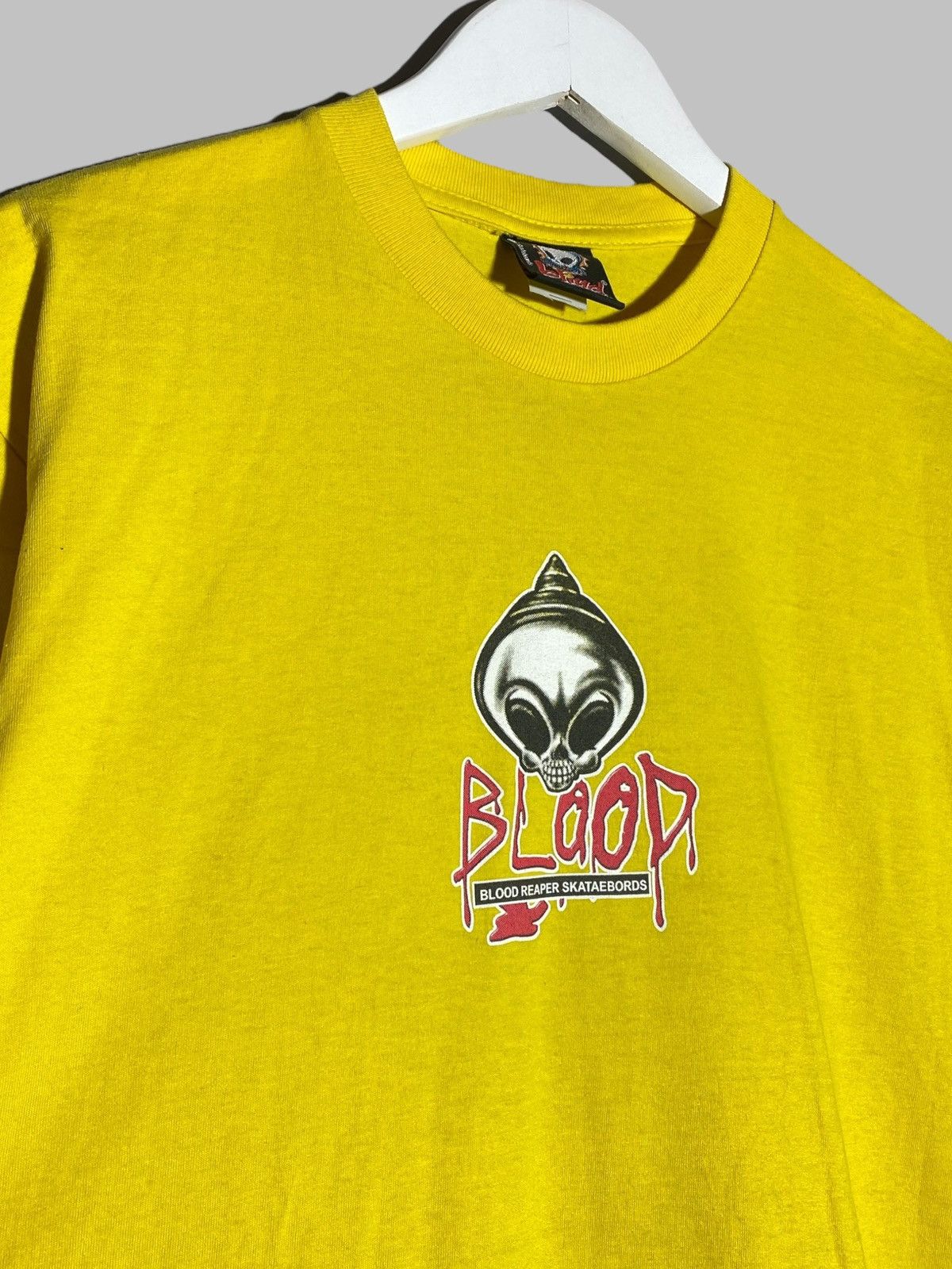 Blind Skateboards Vintage Blind Skateboards Blood Reaper Logo Yellow T-shirt Size US XL / EU 56 / 4 - 3 Thumbnail