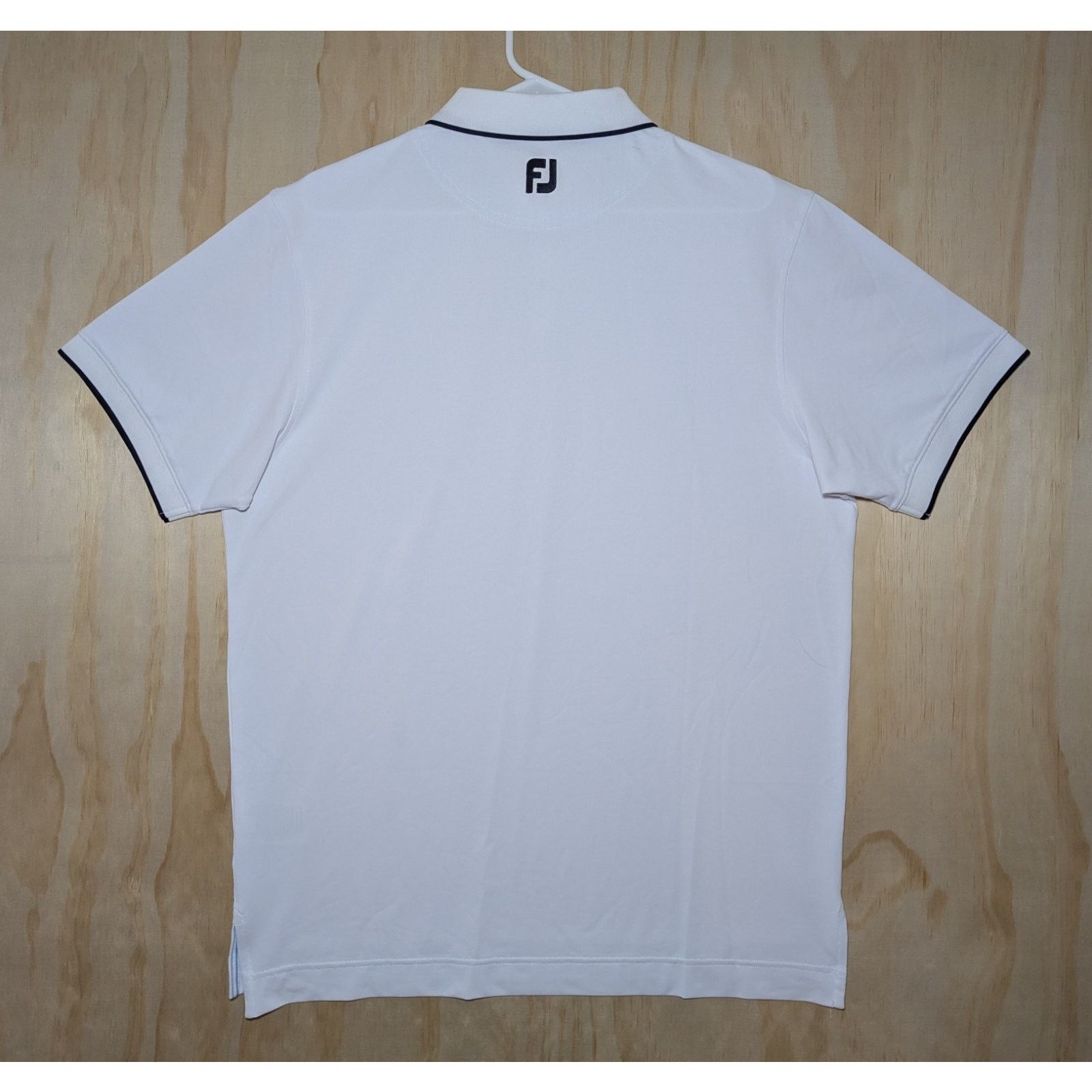 Footjoy FootJoy Men's Medium Golf Polo Shirt White Trim Athletic Size US M / EU 48-50 / 2 - 5 Thumbnail