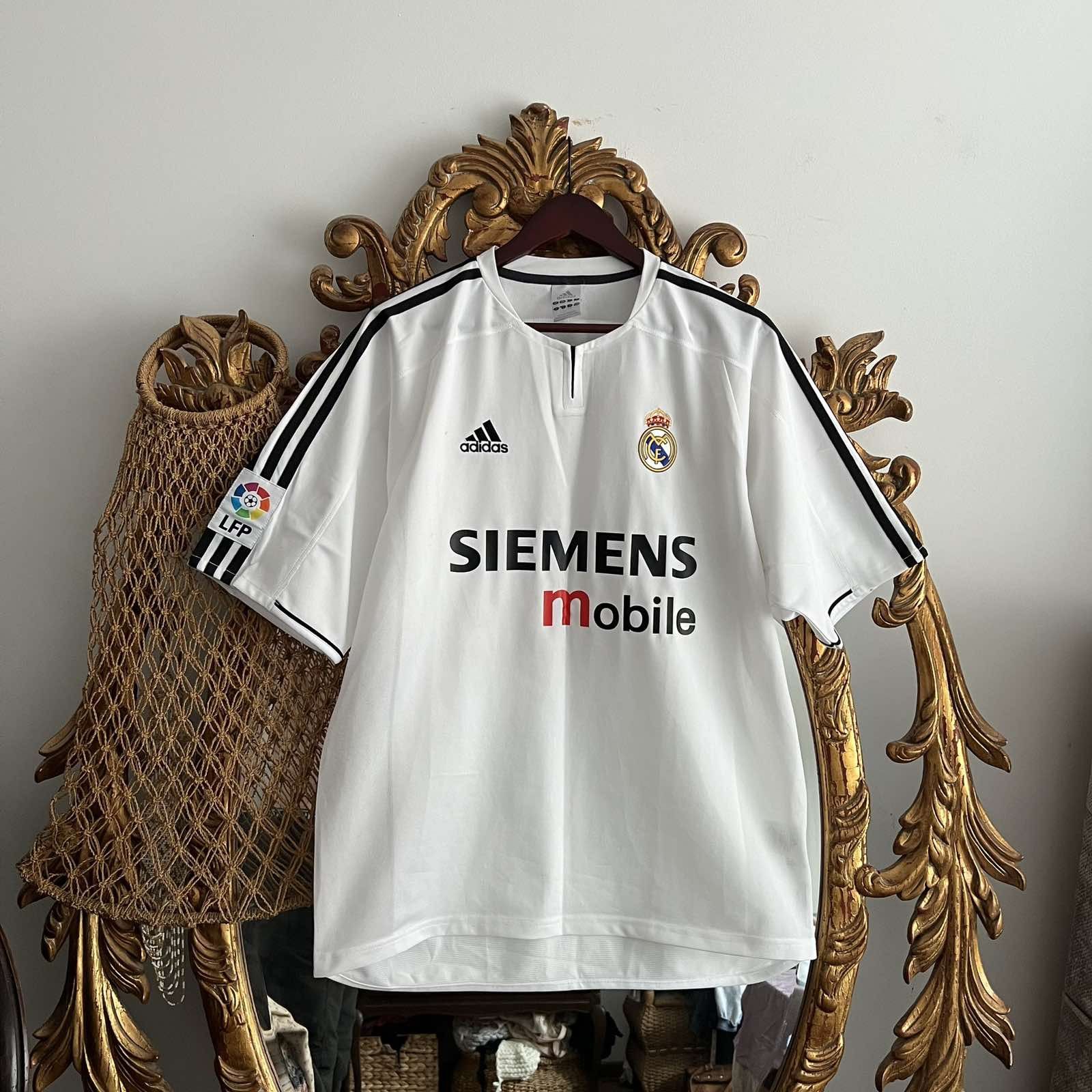 Adidas × Vintage Adidas Real Madrid Vintage #24 Beckham Soccer Jersey 2003 Size US L / EU 52-54 / 3 - 2 Thumbnail