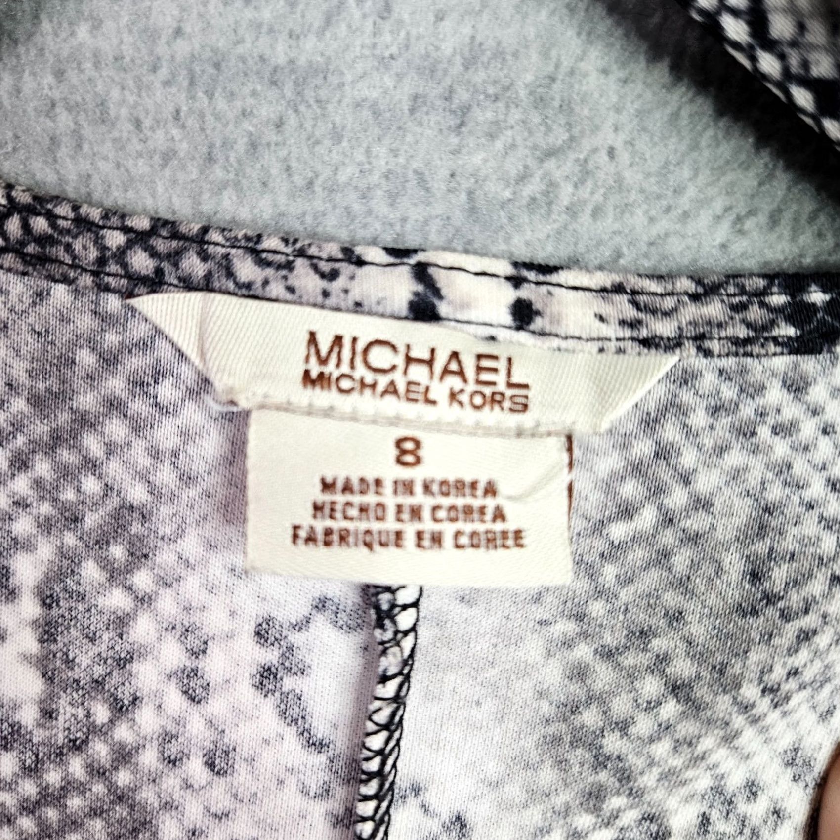 Michael Kors Michael Kors Vintage Snake Print Wrap Dress Women’s Size 8 Long Sleeve A-Line Size M / US 6-8 / IT 42-44 - 4 Thumbnail