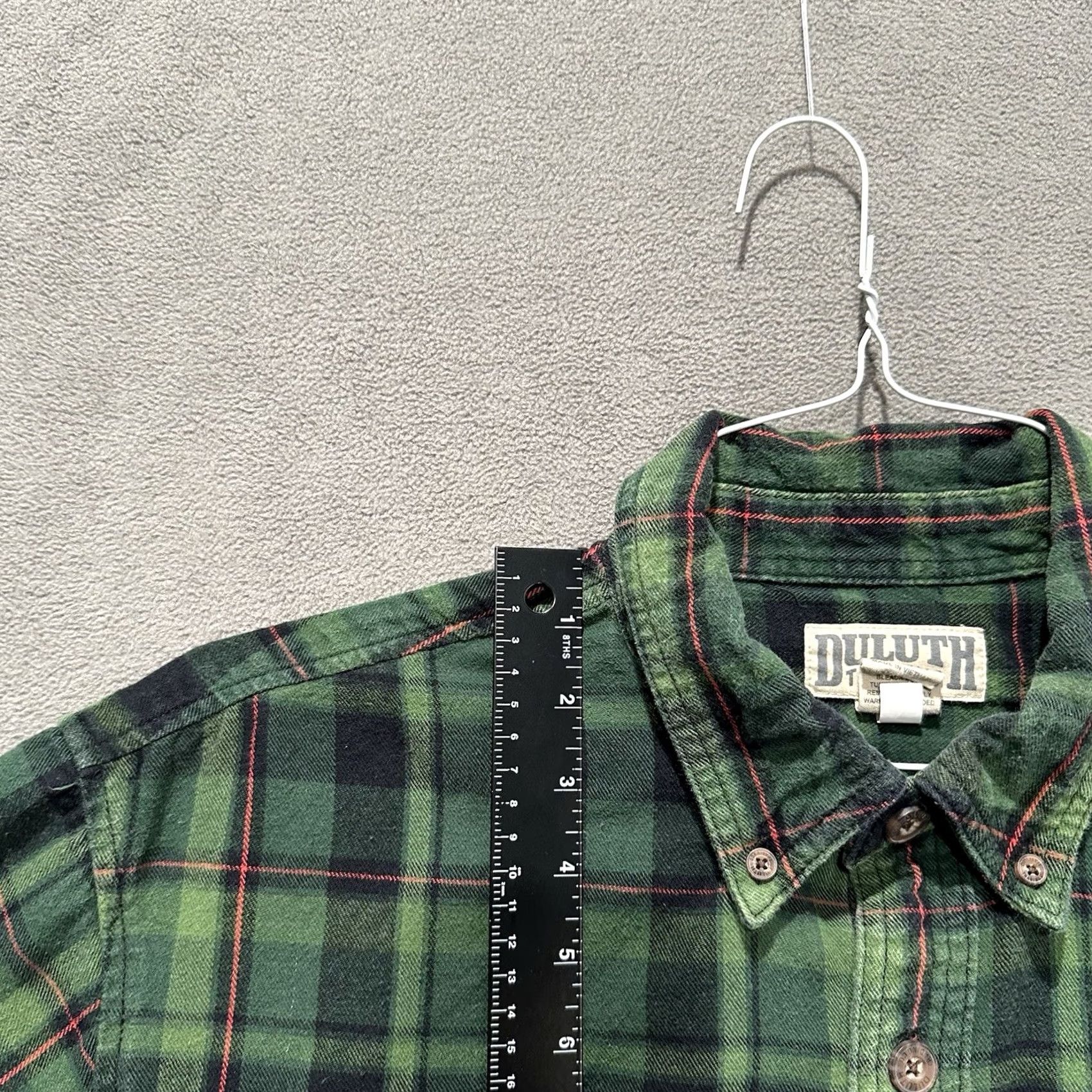 Vintage Duluth Shirt Men Large Green Plaid Free Swingin’ Flannel Relaxed Fit EUC Size US L / EU 52-54 / 3 - 7 Thumbnail