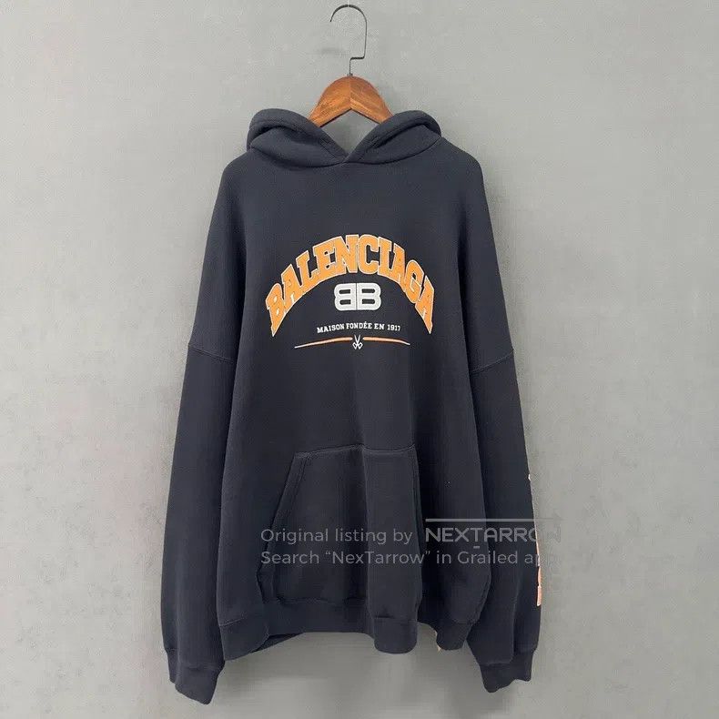 Balenciaga Balenciaga Logo Printed Fleece Hoodie Size US L / EU 52-54 / 3 - 1 Thumbnail