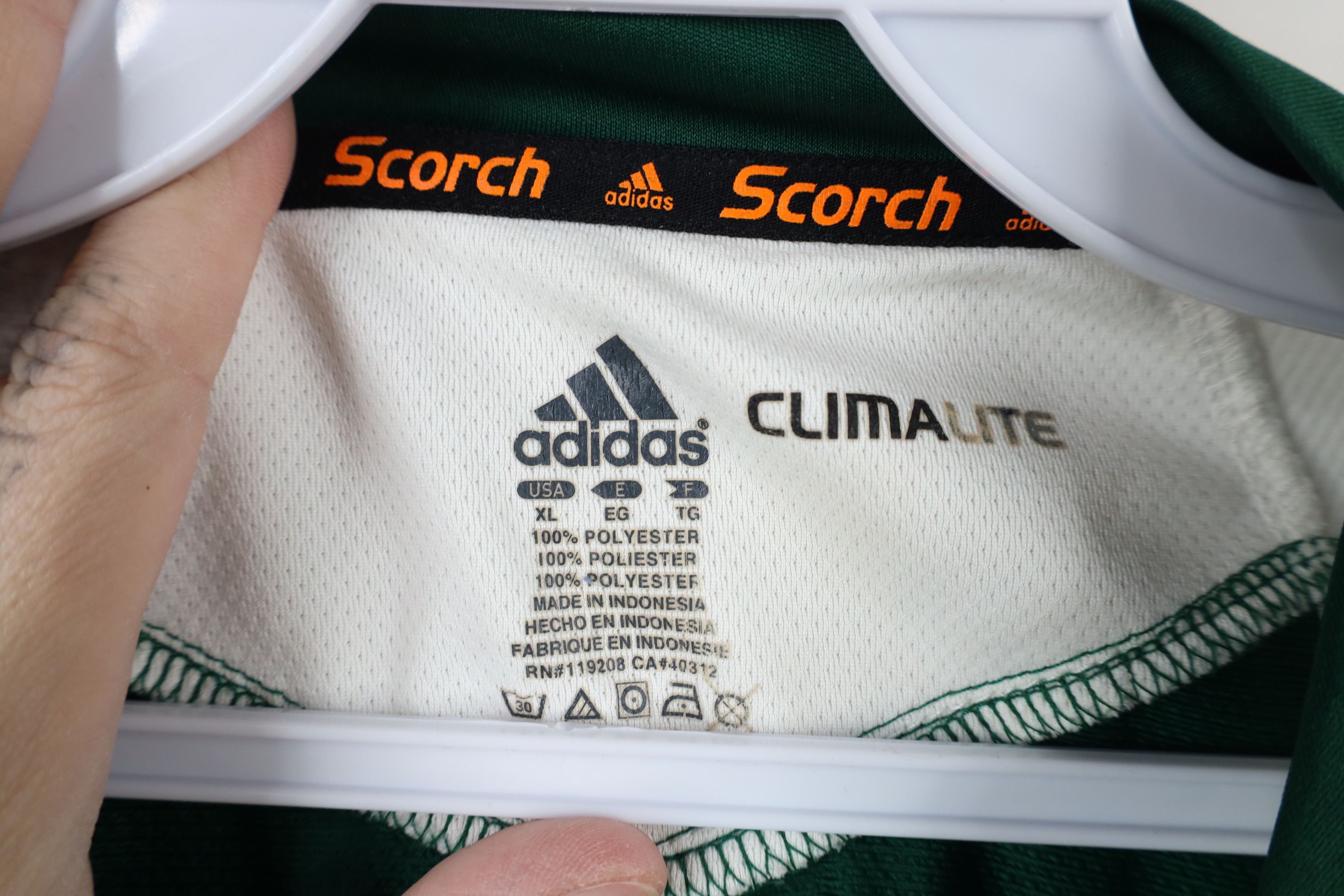 Adidas × Vintage Adidas Notre Dame University Football Irish T-Shirt Green Size US XL / EU 56 / 4 - 8 Thumbnail