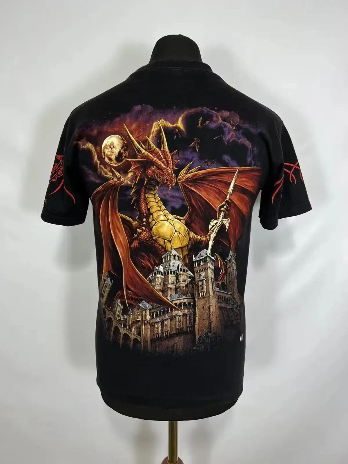 Band Tees Wild copyright 90’s vintage dragon graphic tee Size US M / EU 48-50 / 2 - 3 Thumbnail