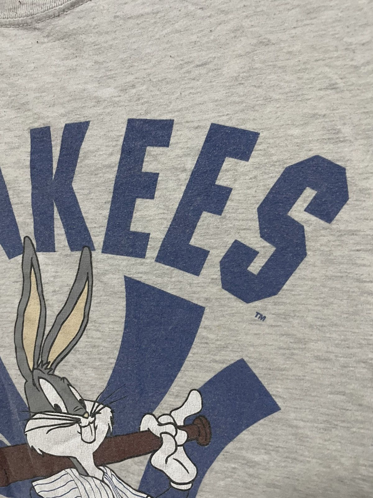 New York Yankees × Vintage × Warner Bros Vintage Yankees T-shirt 1994 Warner Bros. Nutmeg Mills Size US L / EU 52-54 / 3 - 7 Thumbnail