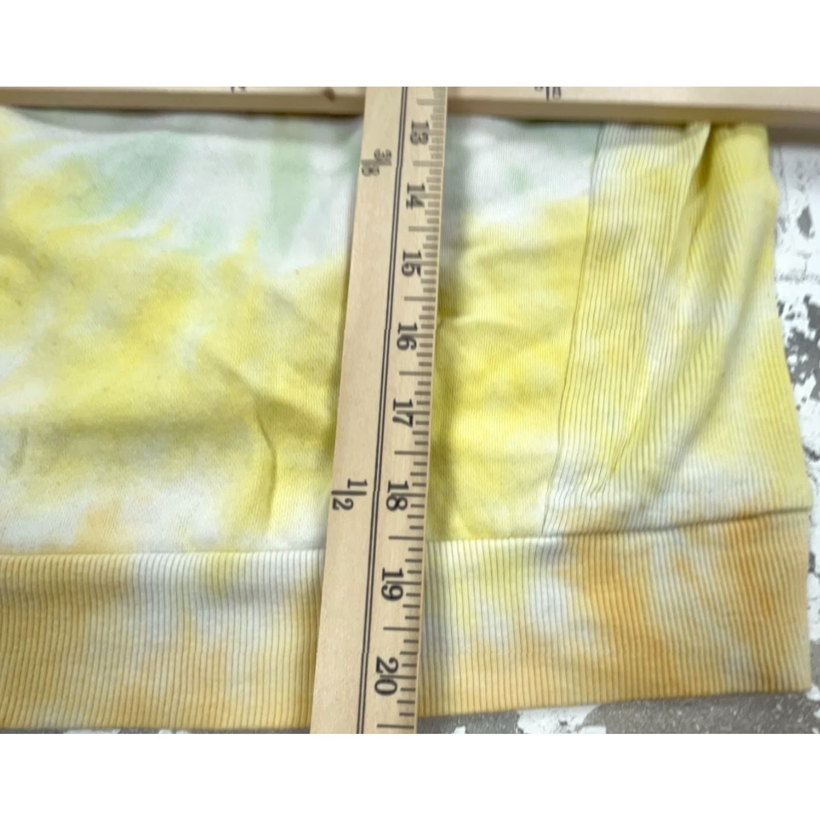 Disney Disney Sweatshirt Womens Small Yellow Crew Neck Mickey Mouse Logo Graphic Print Raglan Sleeve All Seasons Cotton Blend Size S / US 4 / IT 40 - 7 Thumbnail
