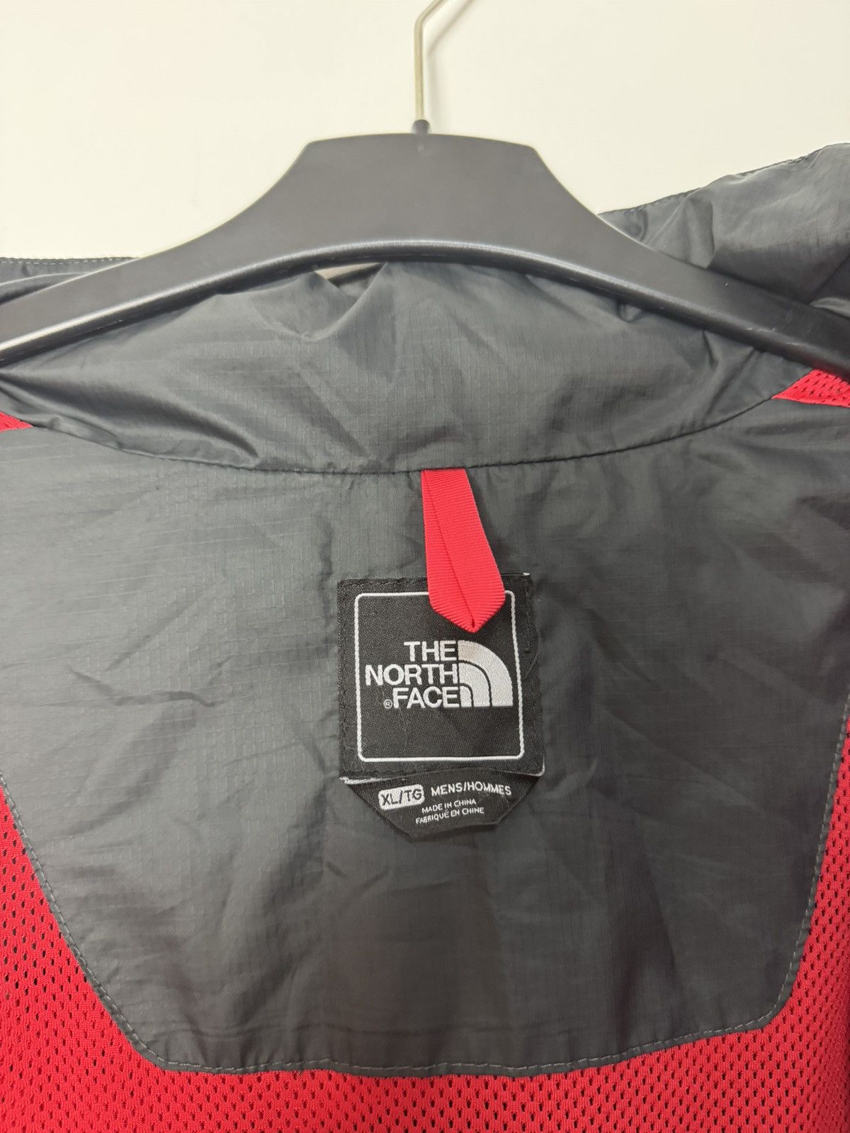 The North Face The North Face windbreaker jacket outdoor gorpcore style Size US XL / EU 56 / 4 - 10 Thumbnail