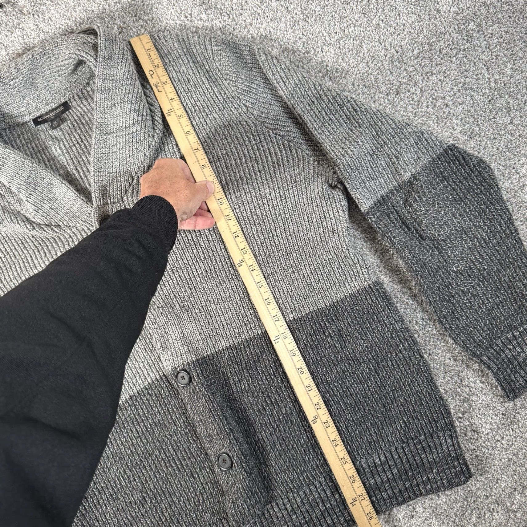 Banana Republic VINTAGE Banana Republic Shawl Collar Cardigan Sweater XL Grandpa Old Money Dark Academia Mens Cardigan Sweater XL Gray Cotton Knit Size US XL / EU 56 / 4 - 2 Thumbnail