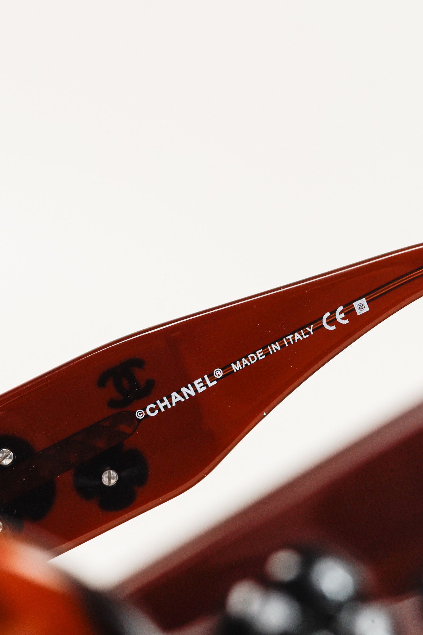 Chanel Chanel 5113 Brown Camellia-Detail Oversized Sunglasses Size ONE SIZE - 8 Thumbnail