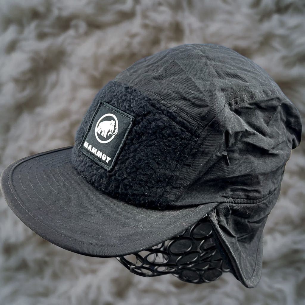 Mammut VINTAGE MAMMUT Fleece Cap Hat Size L-XL Black Ear Flap Trekking Hiking Brim Winter Run Size US XL / EU 56 / 4 - 1 Thumbnail