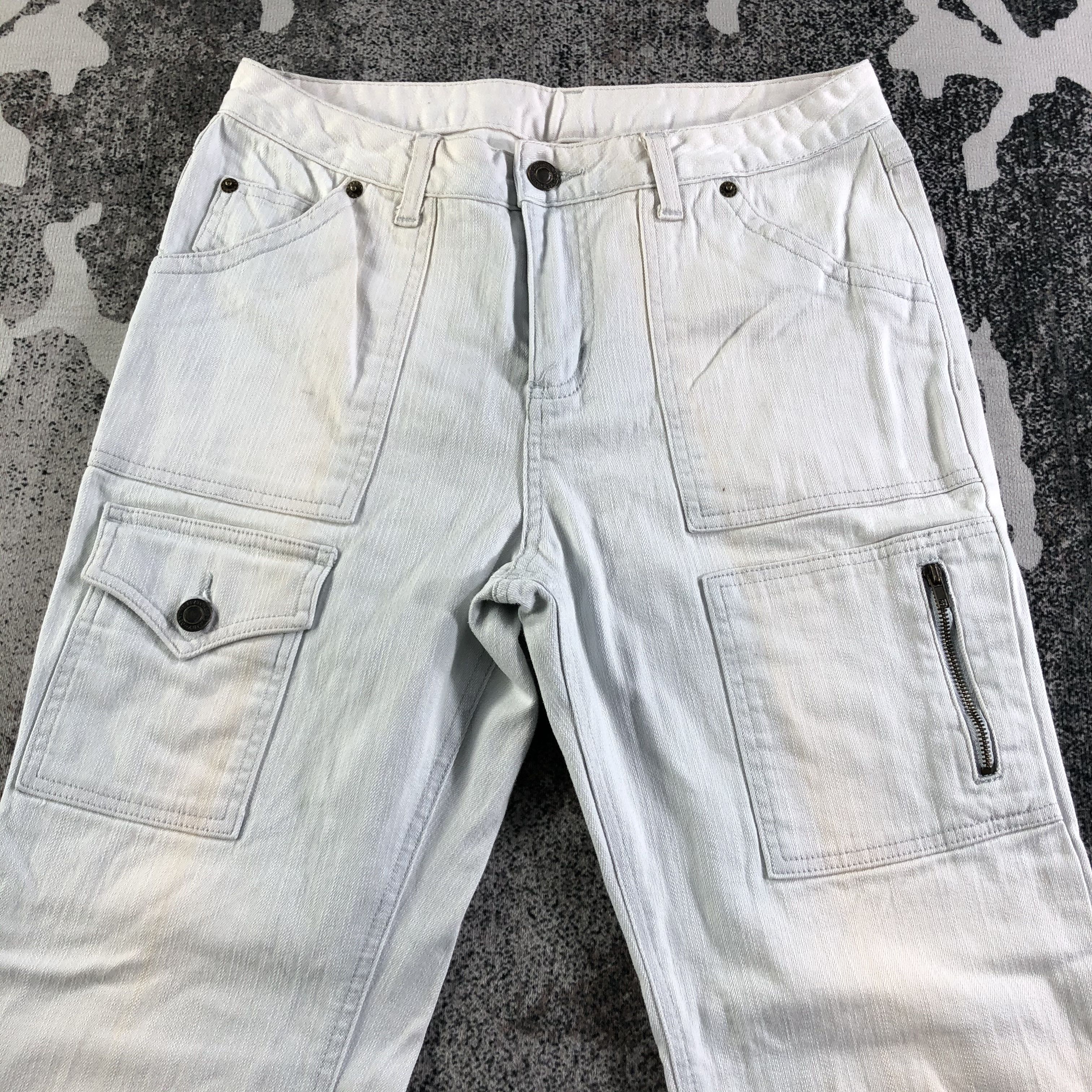 Japanese Brand Japanese Bush Pants Flare Jeans Cargo Denim KJ2930 Size US 28 / EU 44 - 3 Thumbnail