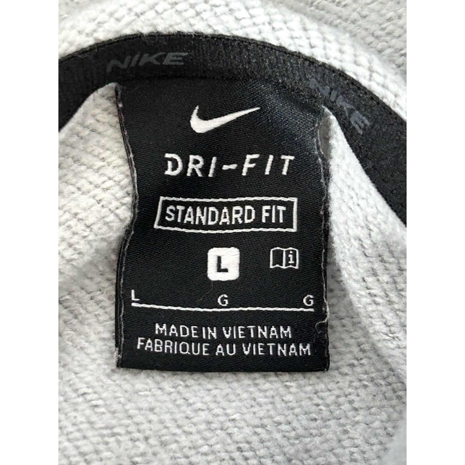 Nike Mens Nike Hoodie Gray Large Dri-Fit Pullover Pocket Standard sz L Size US L / EU 52-54 / 3 - 5 Thumbnail