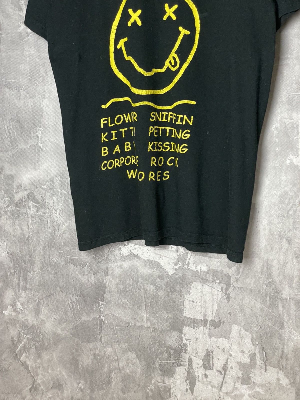 Band Tees × Nirvana × Vintage Nirvana Smiley face vintage t shirt Size US M / EU 48-50 / 2 - 7 Thumbnail