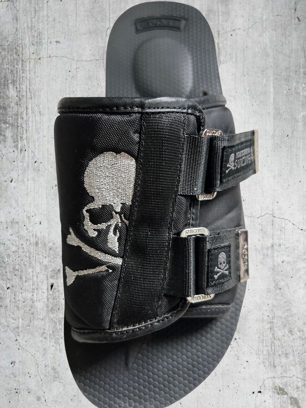 Mastermind Japan × Suicoke Suicoke x Mastermind Japan Slides Size US 7 / EU 40 - 3 Thumbnail