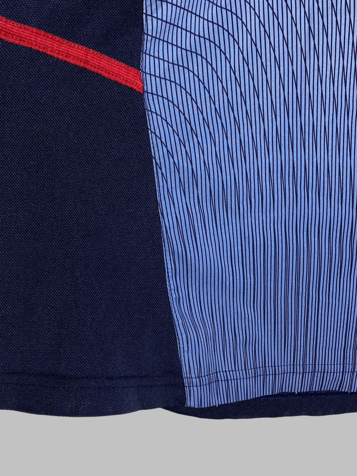 Nike 🔥 ARSENAL 2000S NIKE JERSEY HYPNOSIS VINTAGE BERGKAMP VIBES Size US M / EU 48-50 / 2 - 14 Thumbnail
