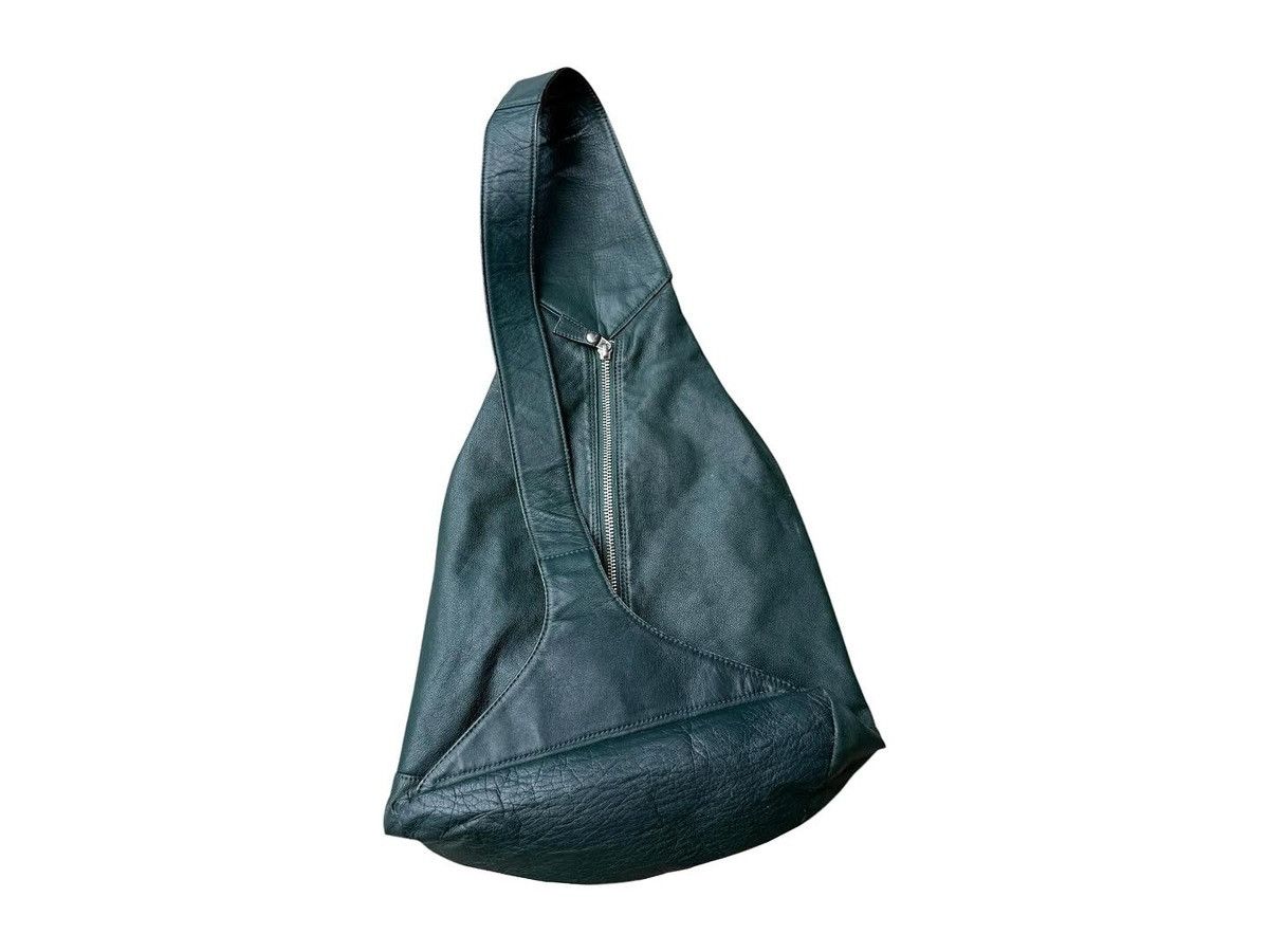Katharine Hamnett London VINTAGE KATHARINE HAMNETT LONDON Logo Leather Sling Bag Size ONE SIZE - 2 Thumbnail