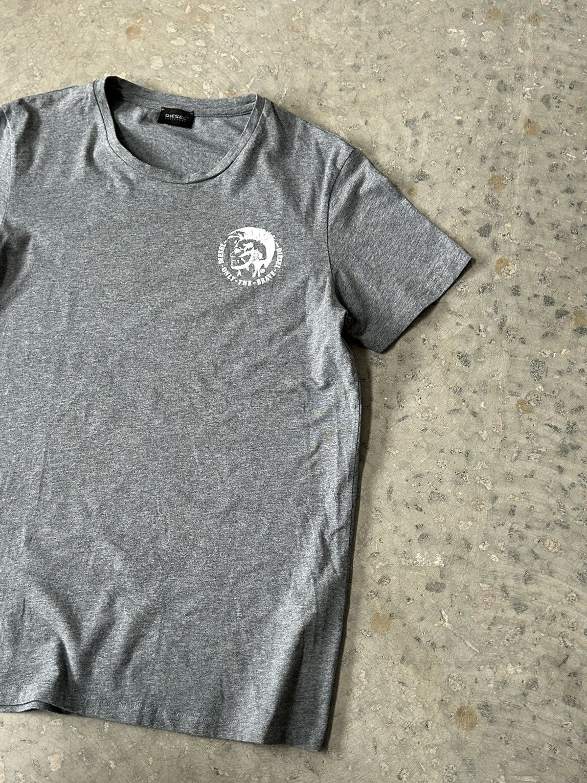 Diesel Vintage Diesel T-Shirt Avant Garde Y2K Size US M / EU 48-50 / 2 - 7 Thumbnail