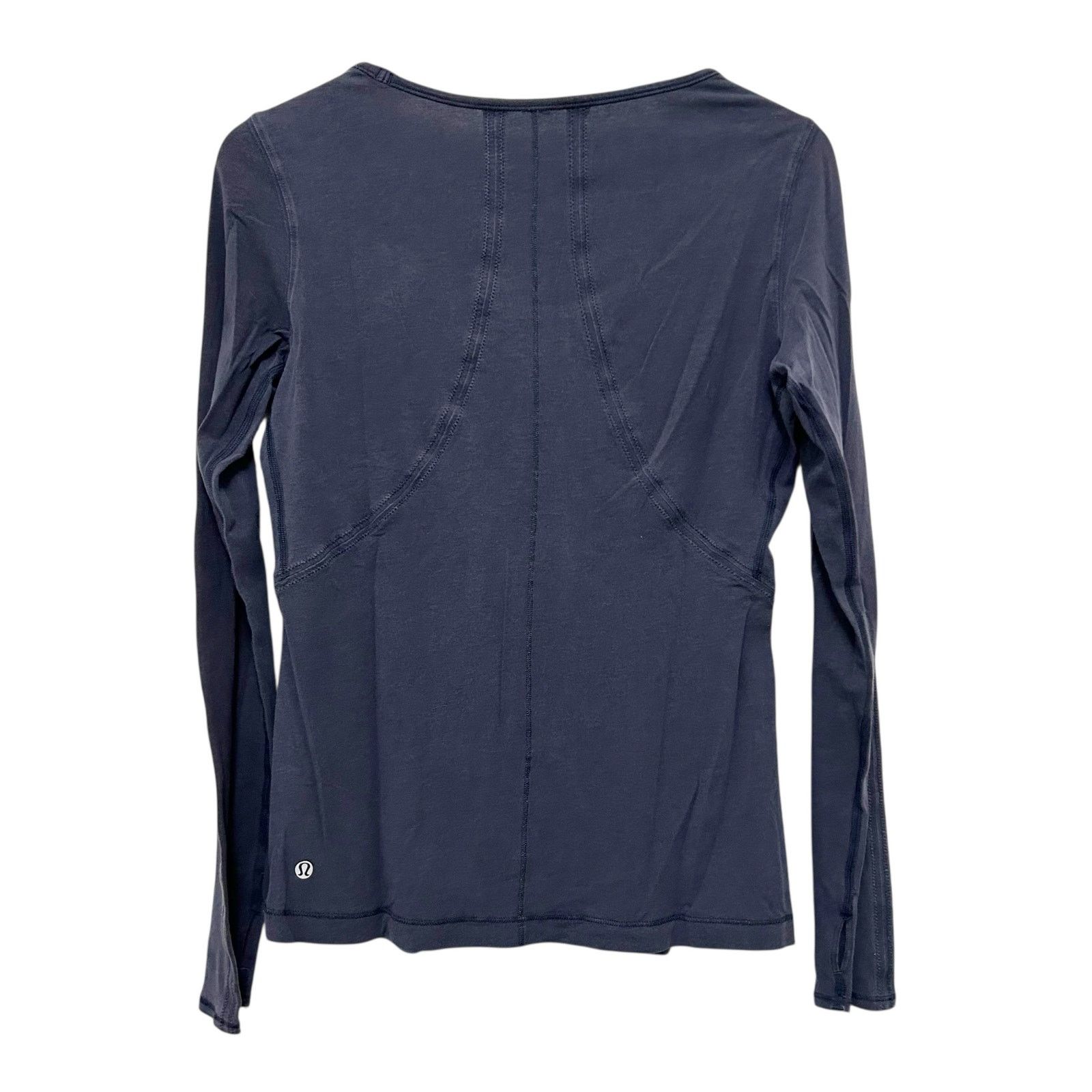 Lululemon Lululemon Lot of 6 Long Sleeve Shirts Sz M FLAWS Size M / US 6-8 / IT 42-44 - 6 Thumbnail