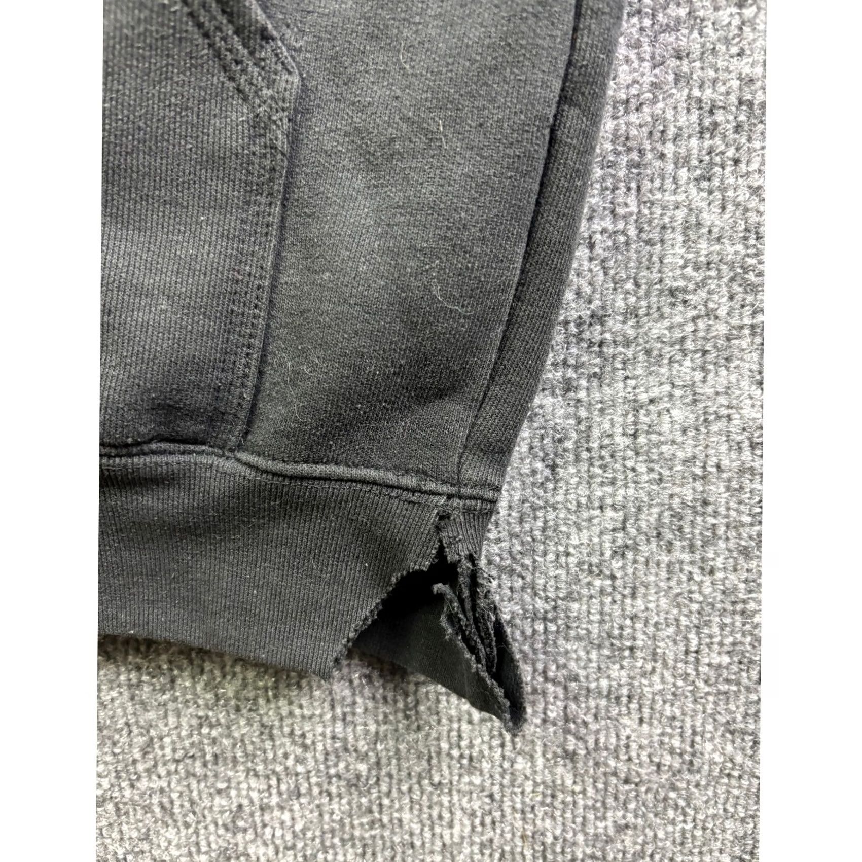 Carhartt VINTAGE Carhartt Hoodie Mens M Black Rugged Workwear Graphic Original Fit Size US M / EU 48-50 / 2 - 7 Thumbnail