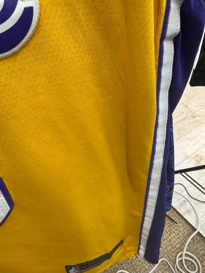 Nike Nike Los Angeles Lakers James #23 NBA Jersey Basketball Size US L / EU 52-54 / 3 - 15 Thumbnail