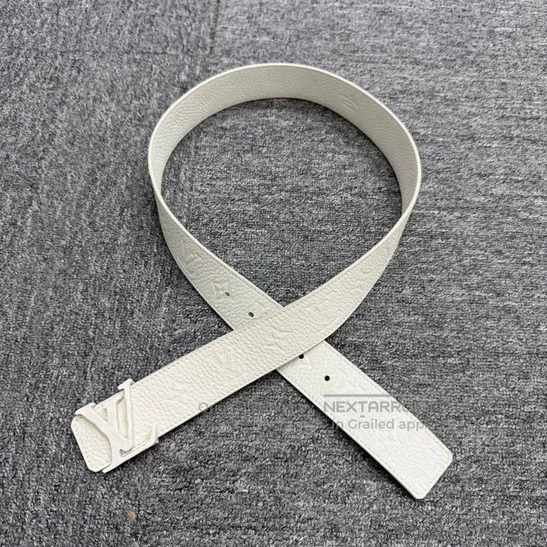 Louis Vuitton Louis Vuitton White presbyopic belt Size ONE SIZE - 2 Thumbnail