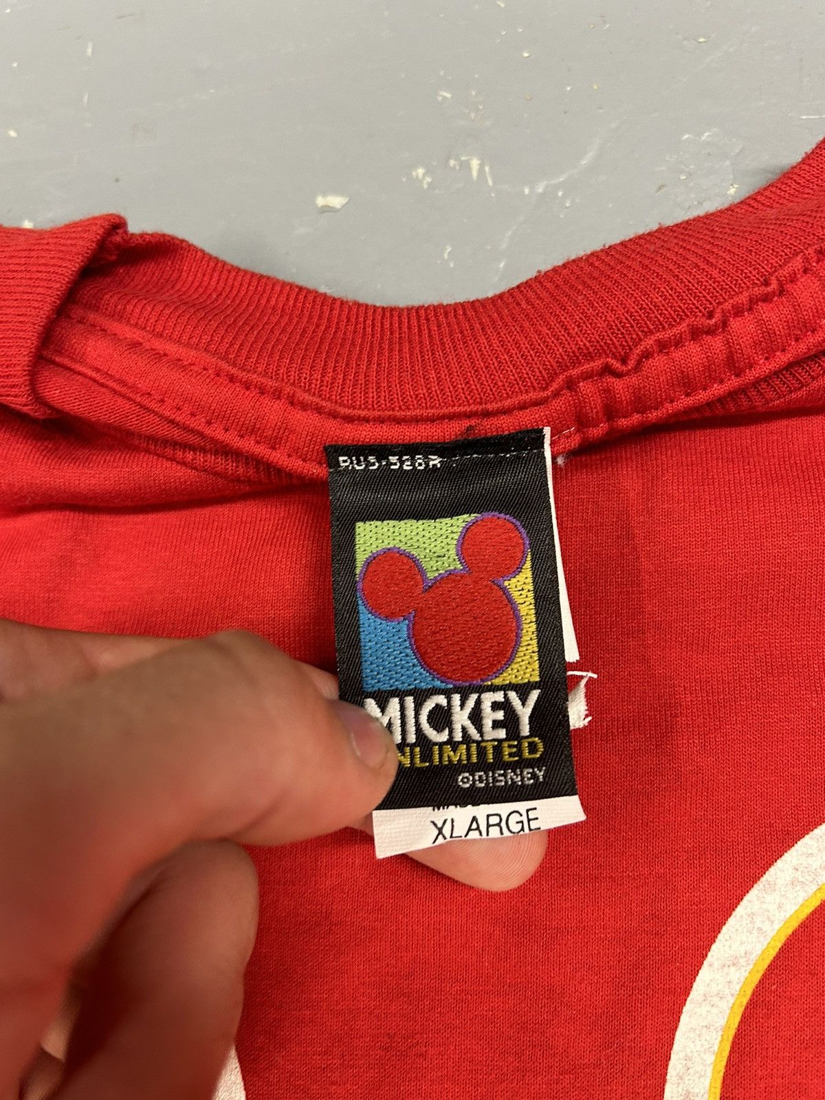 Disney Crazy Vintage 90s Essential Red Mickey Mouse Disney T-Shirt Size US XL / EU 56 / 4 - 3 Thumbnail