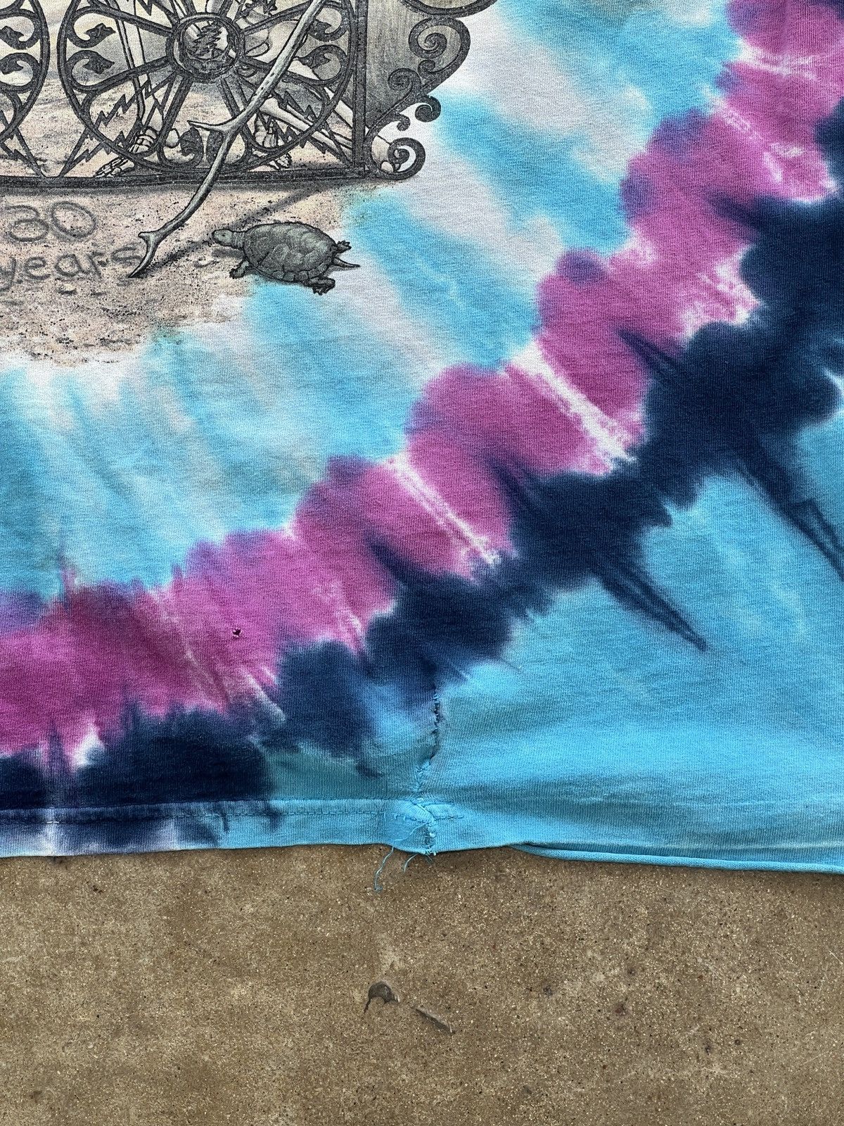 Band Tees Vintage 1995 Grateful Dead 30 Years Skeleton TieDye Tee XXL Size US XXL / EU 58 / 5 - 6 Thumbnail