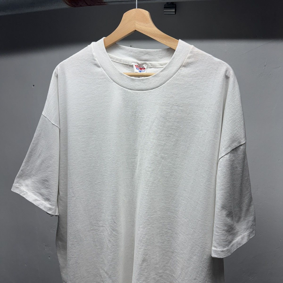 Vintage 90s Hanes Blank White Shirt ERD Grunge Chrome Faded Size US XXL / EU 58 / 5 - 4 Thumbnail