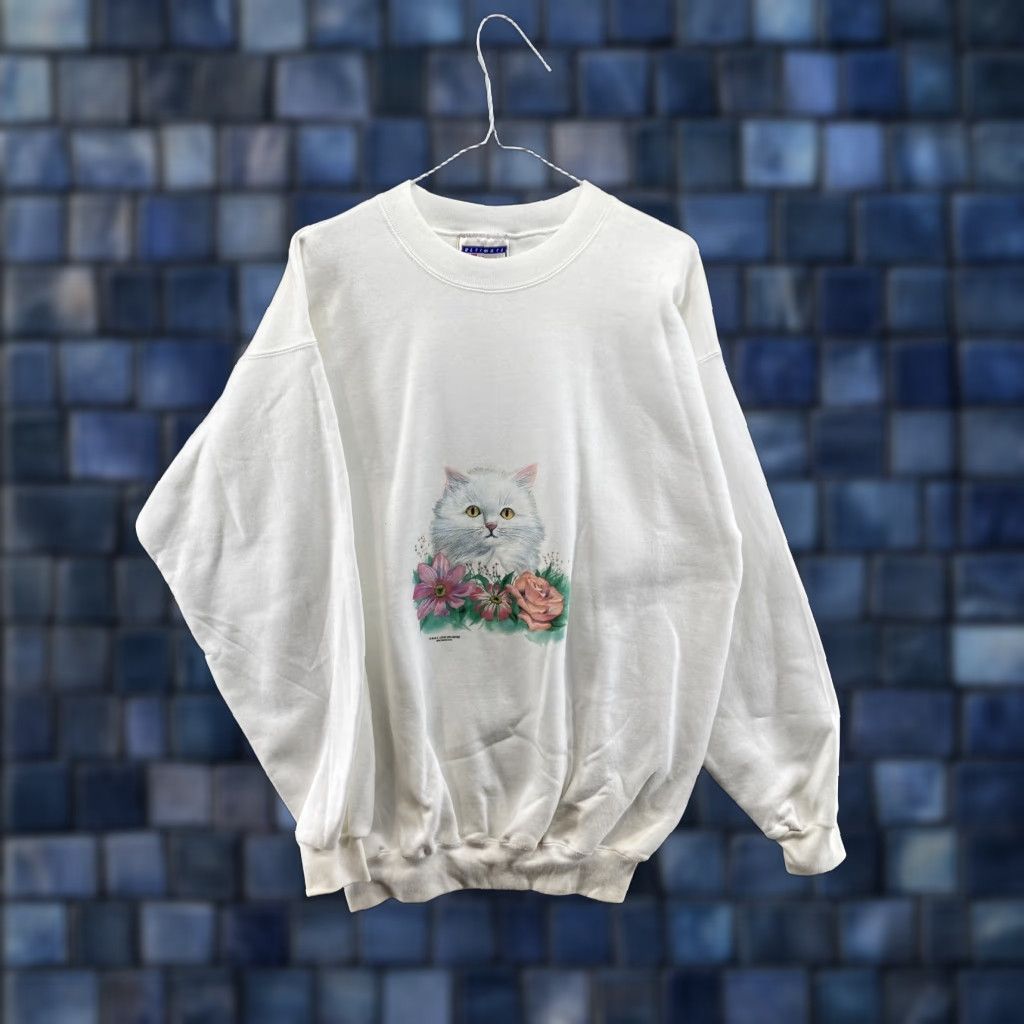 Hanes VINTAGE Hanes Love Unlimited Cat Sweatshirt Shirt Women Adult Medium White Cat Graphic Print Easy Care Pullover Crew Neck Long Sleeve Blended Fabric Size M / US 6-8 / IT 42-44 - 1 Thumbnail