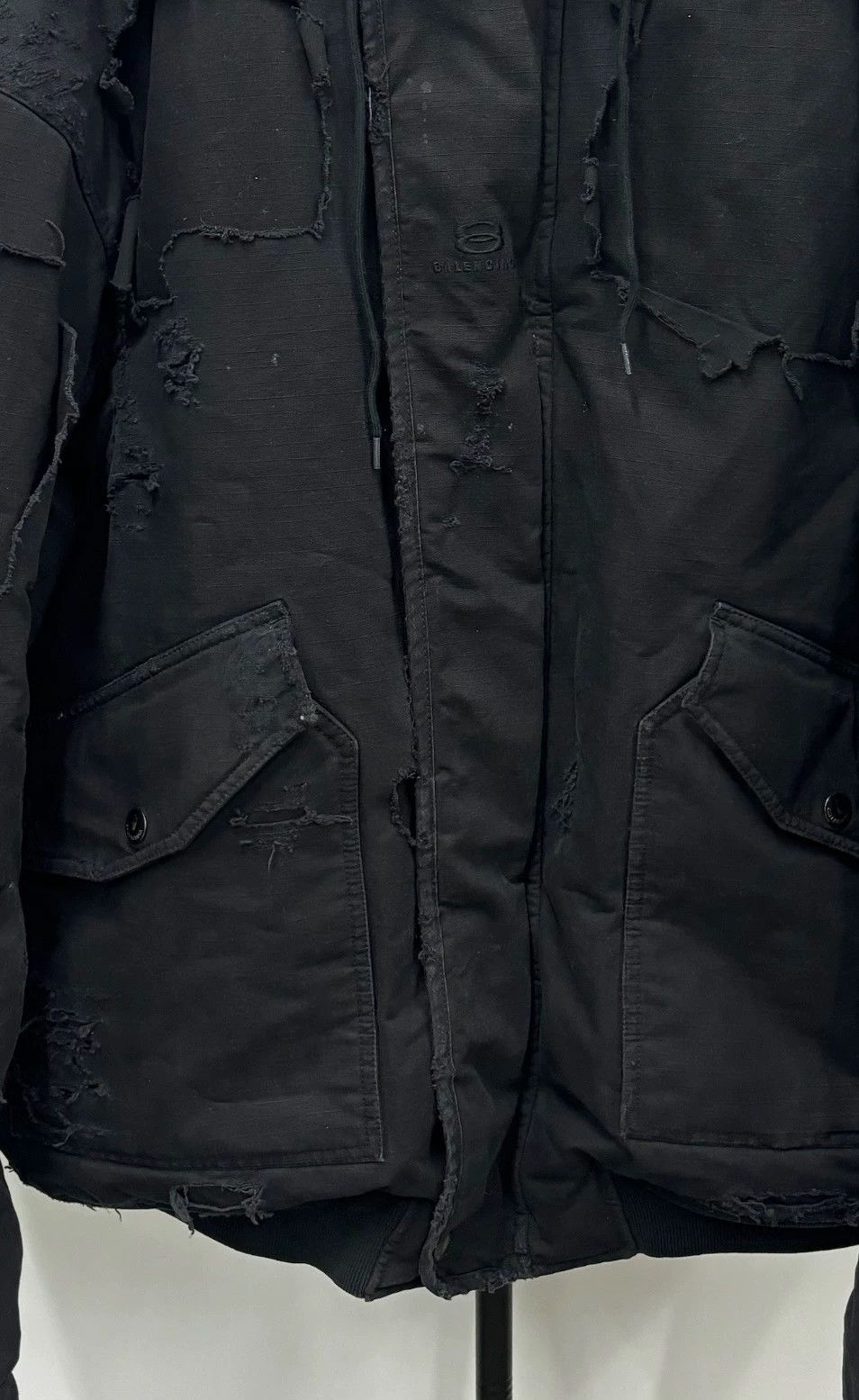 Balenciaga Balenciaga Unity Destroyed Bomber Jacket Size US M / EU 48-50 / 2 - 3 Thumbnail