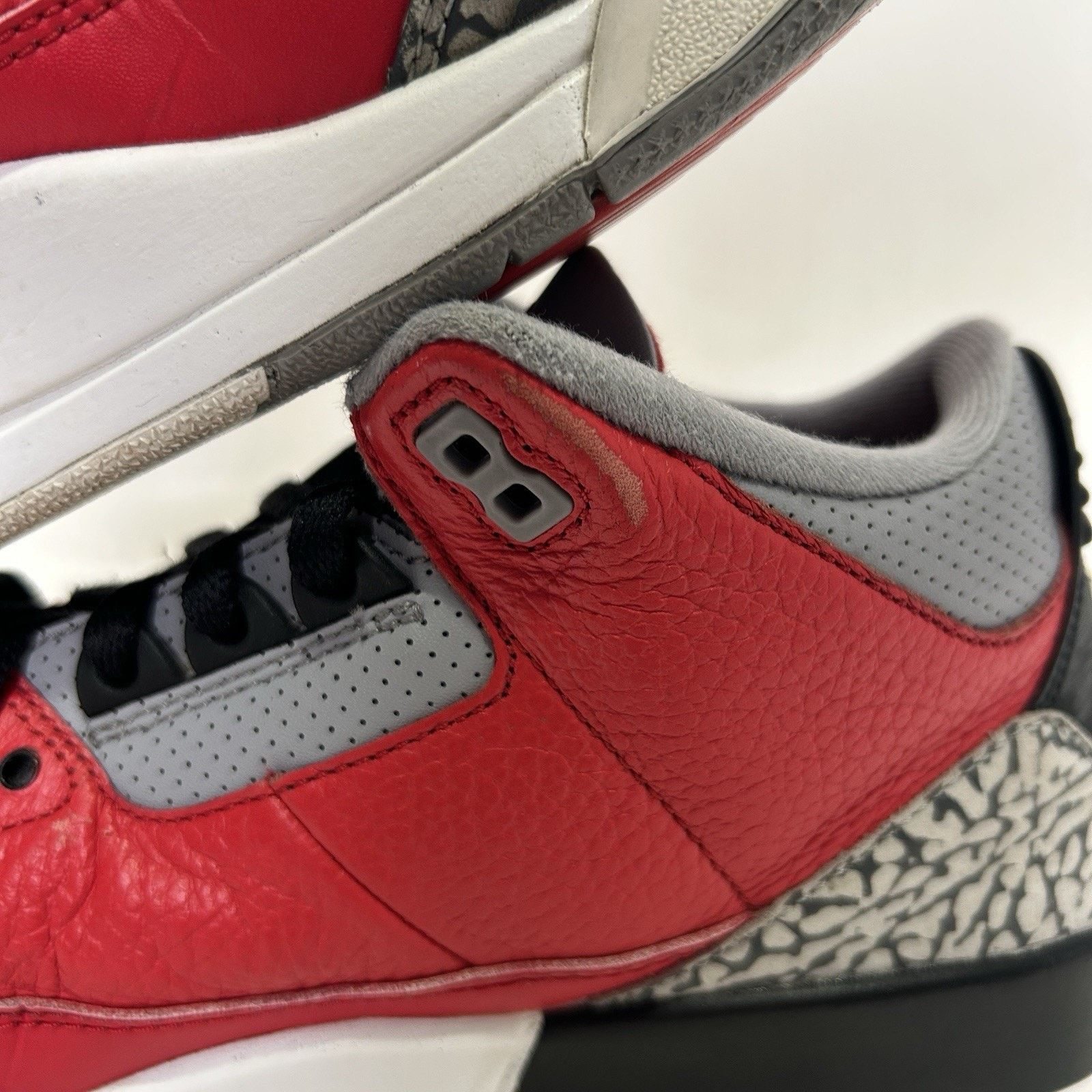 Jordan Brand Nike Air Jordan 3 Retro SE “Unite/Red Black” Size US 8.5 / EU 41-42 - 8 Thumbnail