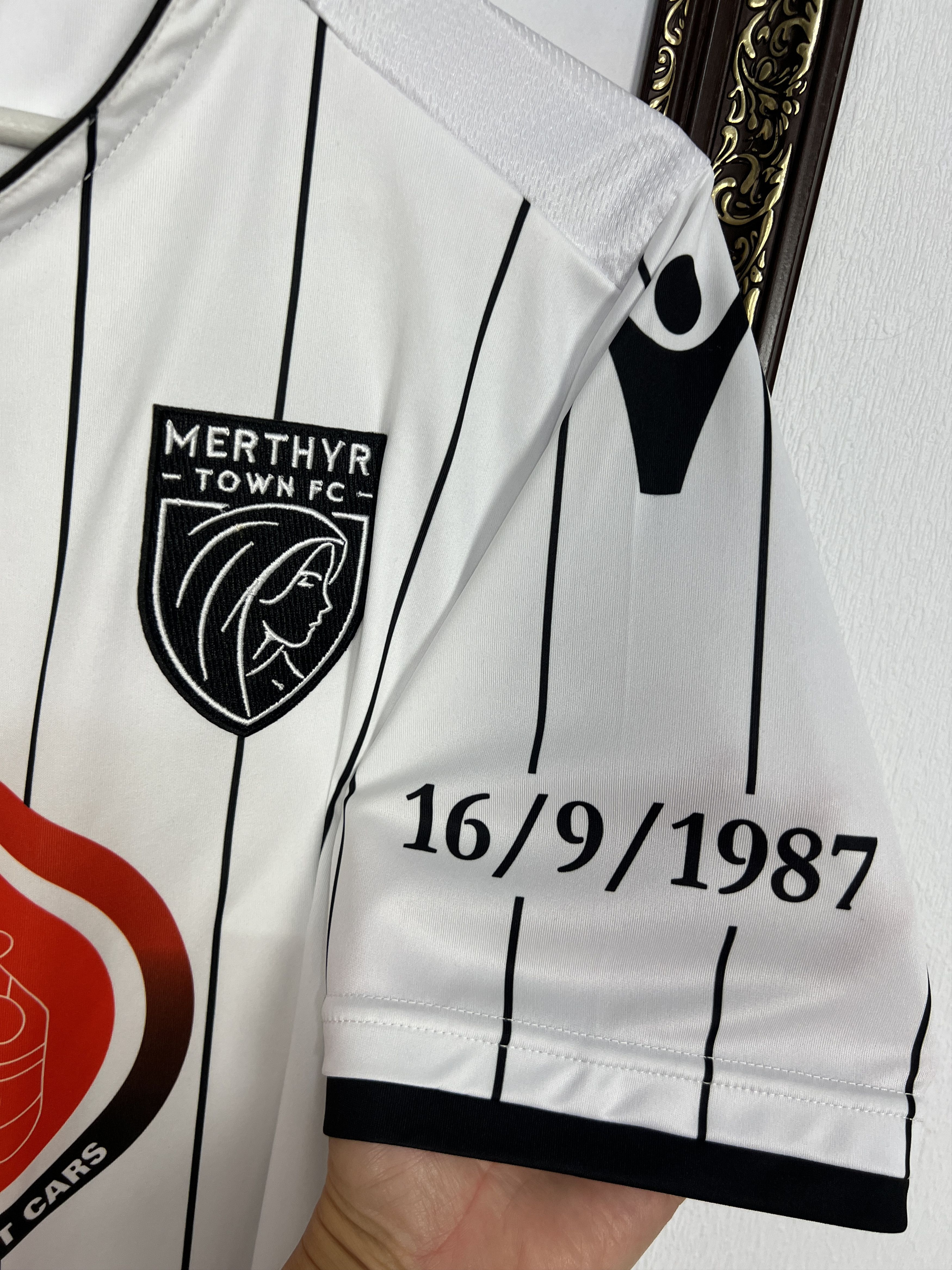 Macron Merthyr Town Football Shirts Soccer White Macron Mens Trikot Size US XXL / EU 58 / 5 - 6 Thumbnail