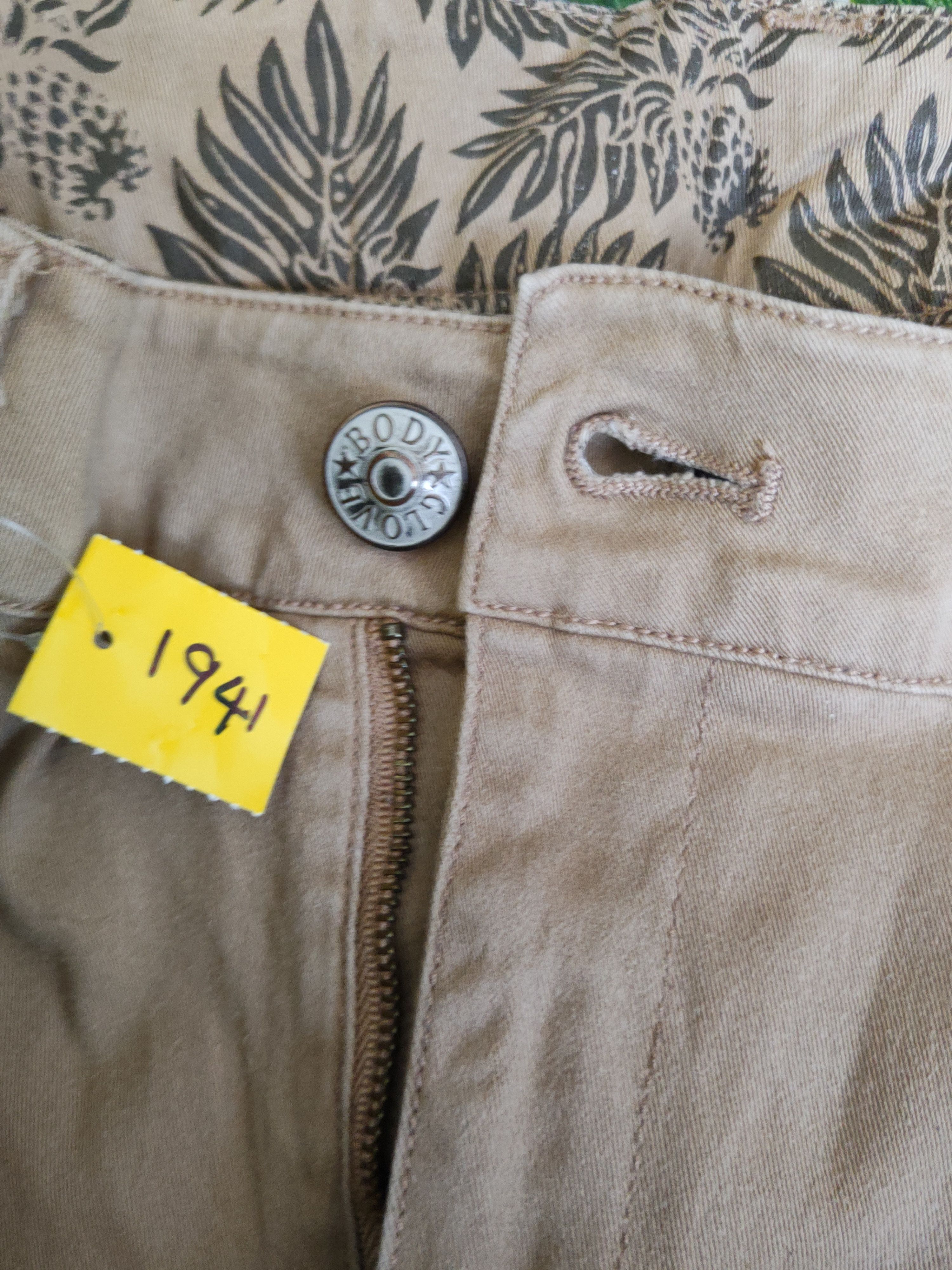 Body Glove DL Body Glove Beige Multipocket Cargo Pants #1941 Size 36" / US 14 / IT 50 - 18 Thumbnail