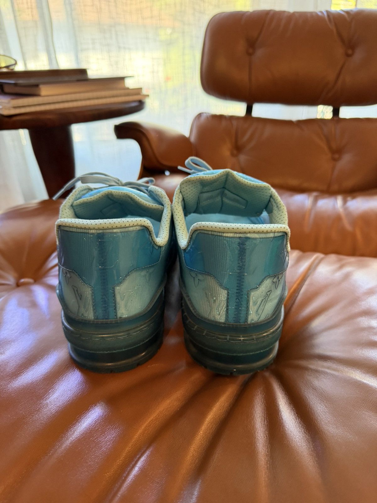 Louis Vuitton Louis Vuitton X Virgil Abloh - LV Trainer Blue Transparent Size US 10 / EU 43 - 3 Thumbnail