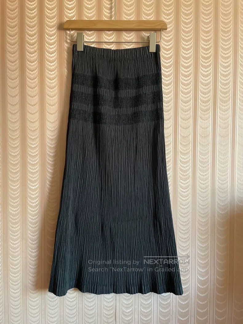 Issey Miyake Issey Miyake size:1 Pleated Black and Gray Toothpick Patte Size 22" - 2 Thumbnail