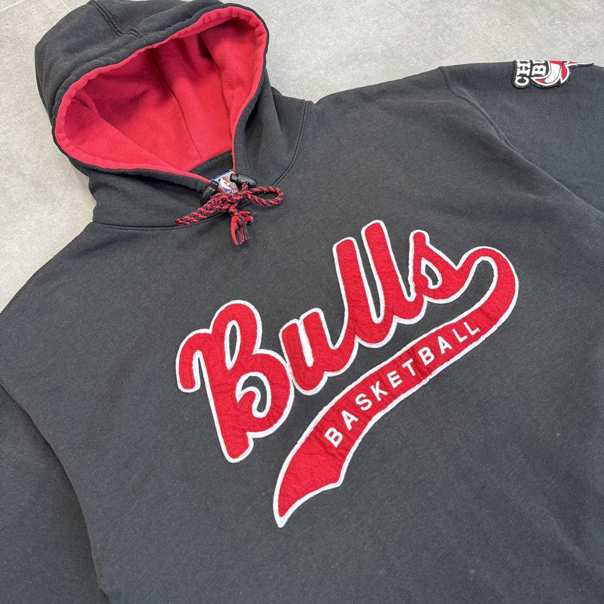 Starter Vintage Starter Chicago Bulls NBA Embroidered Logo Hoodie Size US L / EU 52-54 / 3 - 12 Thumbnail