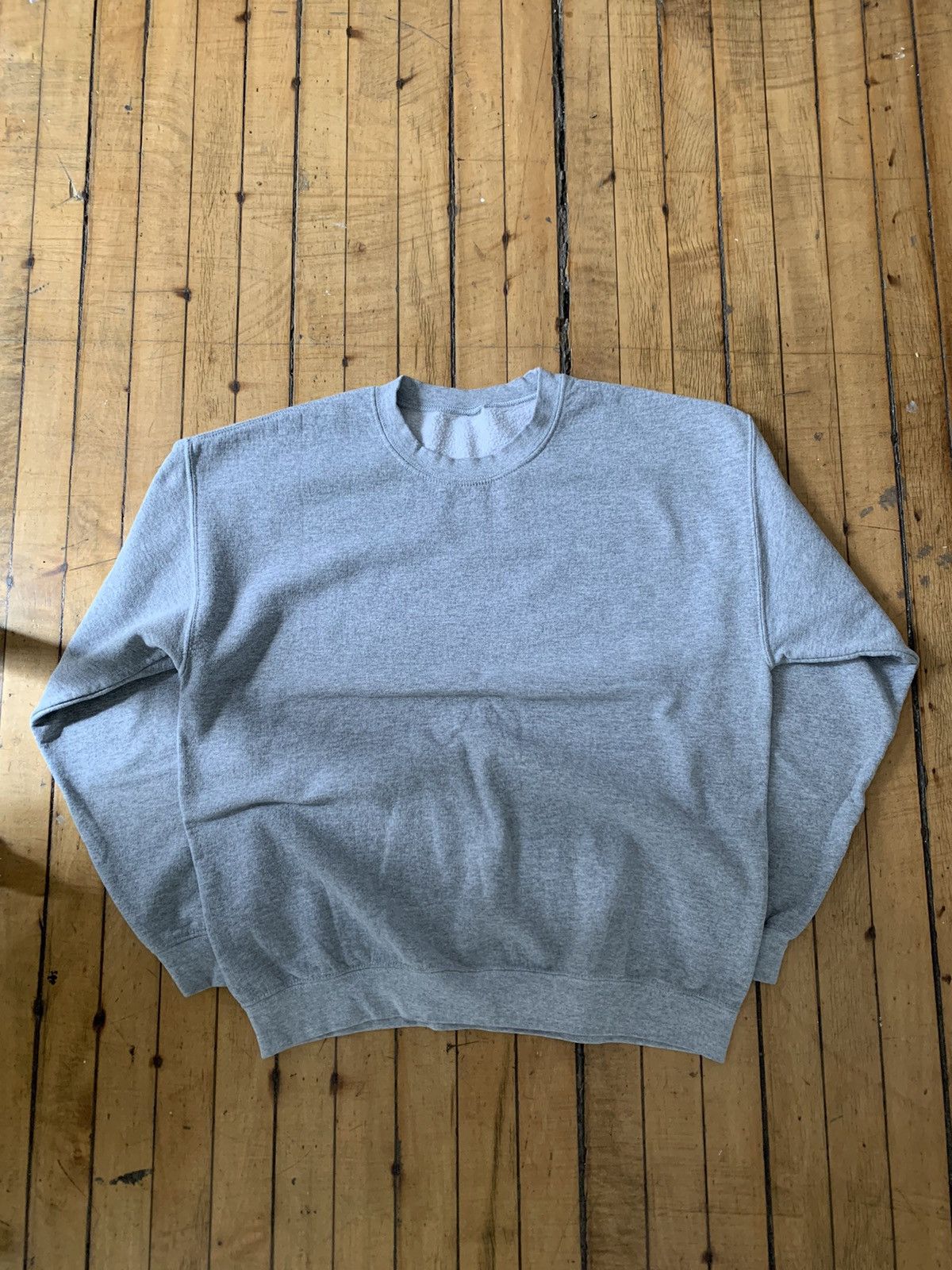 Vintage blank crewneck grey