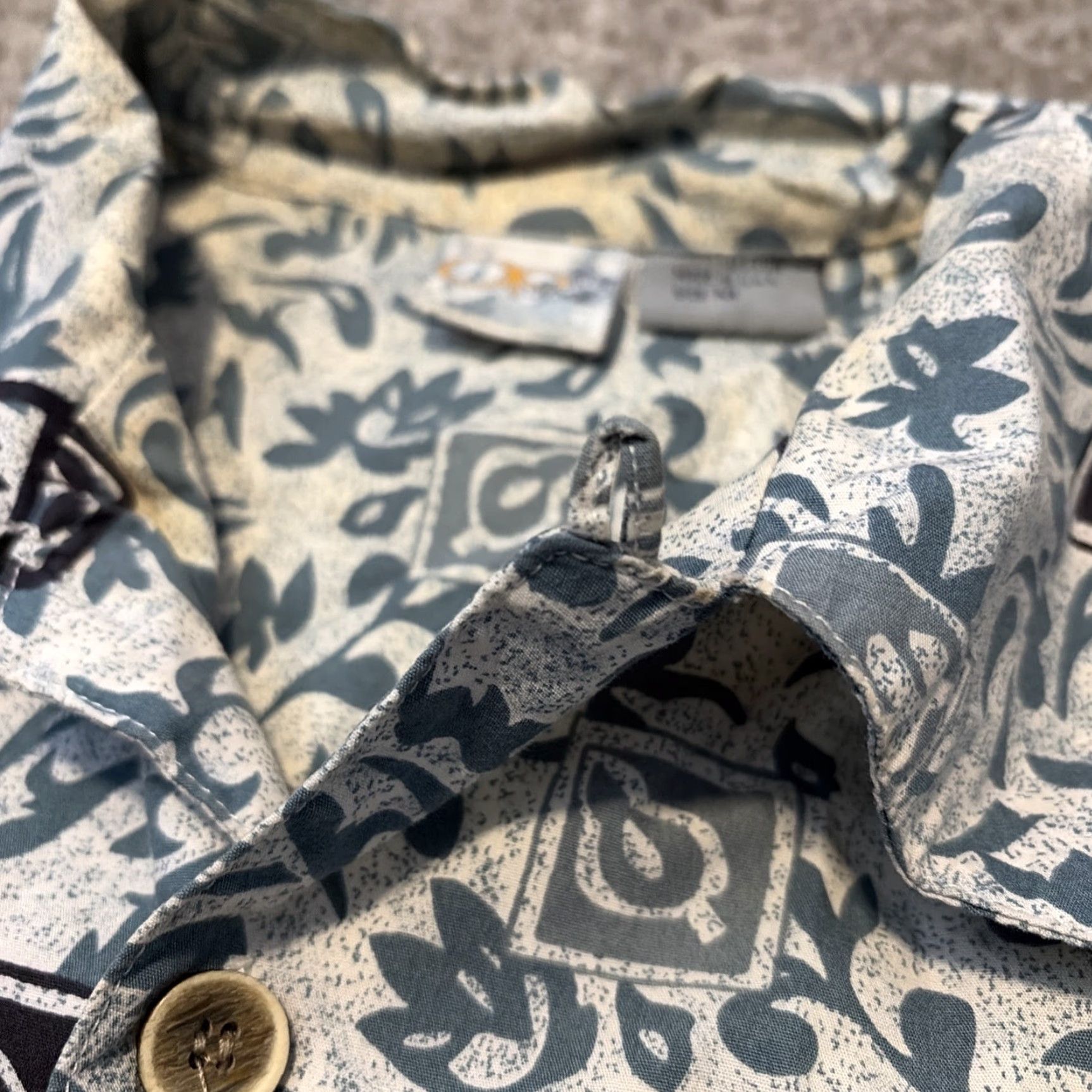 Ocean Pacific VINTAGE Ocean Pacific OP Sport White Blue Hawaiian Floral Button Up Shirt M Blue Mens Short Sleeve Hawaiian Floral 90s Size US M / EU 48-50 / 2 - 6 Thumbnail
