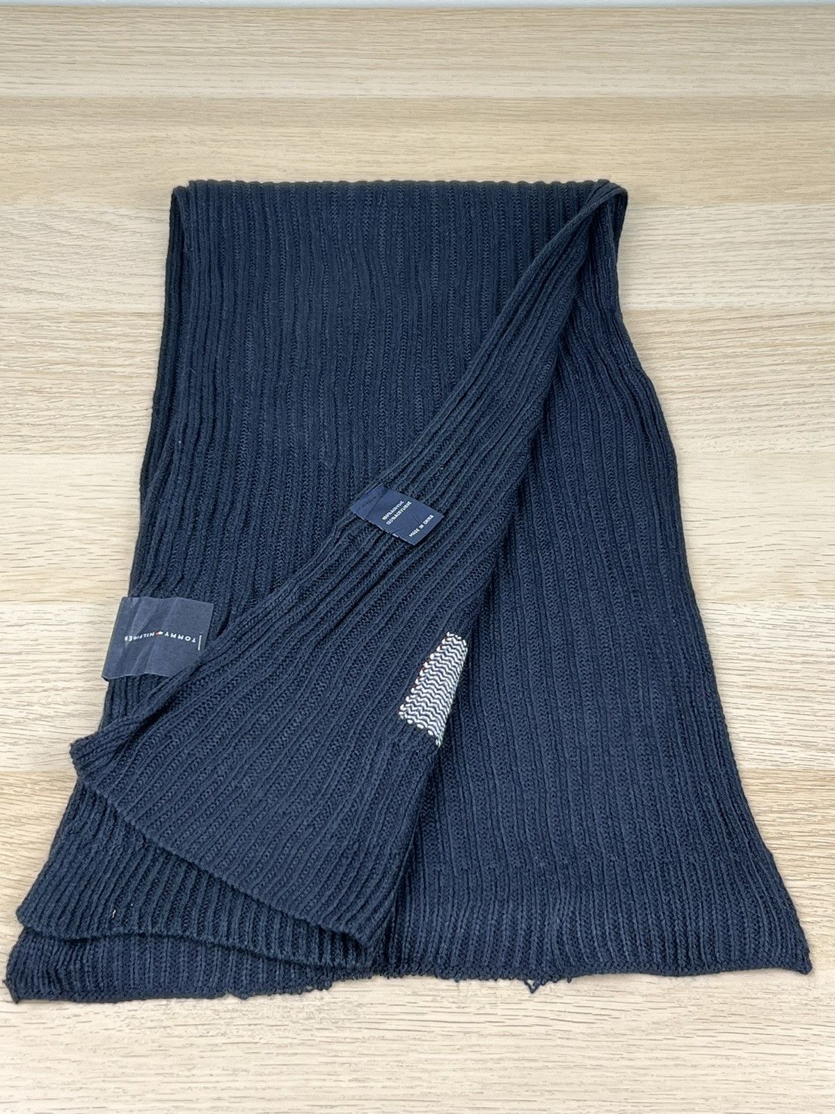 Tommy Hilfiger Tommy Hilfiger Scarf / Muffler / Neckwear M050 Size ONE SIZE - 3 Thumbnail