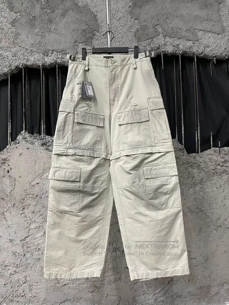 Balenciaga Balenciaga Cargo Pants with Tags Attached. Size US 44 / EU 60 - 1 Thumbnail