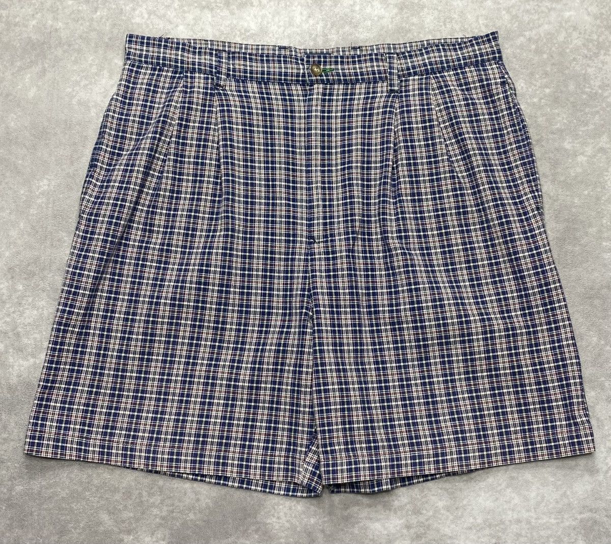 Tommy Hilfiger 90’s Vintage Tommy Hilfiger Checkered Pleated Shorts Size US 38 / EU 54 - 1 Thumbnail