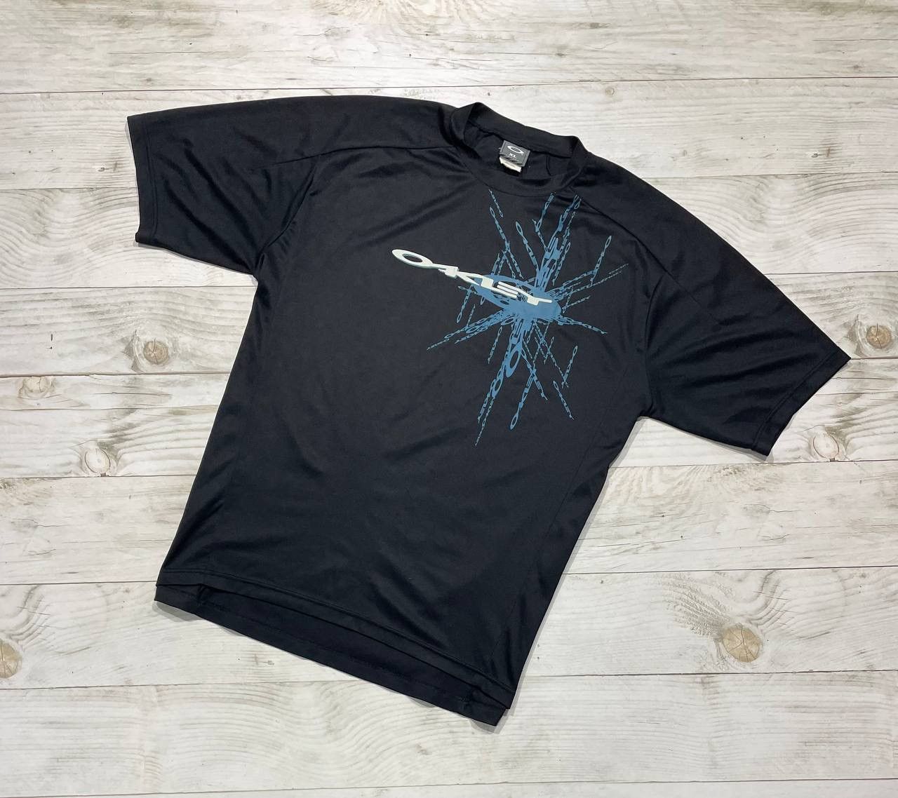 00's OAKLEY 3D centre logo fade Tee