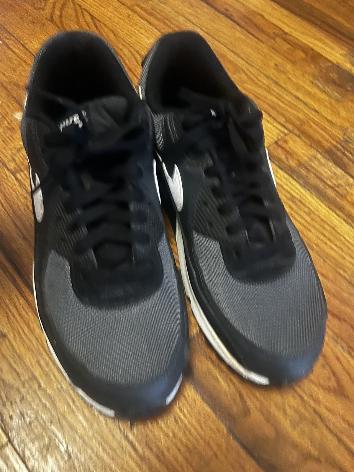 Nike Air Max 90 Iron Grey/Dark Smoke US men’s 10.5 / EU 44.5 Size US 10.5 / EU 43-44 - 4 Thumbnail